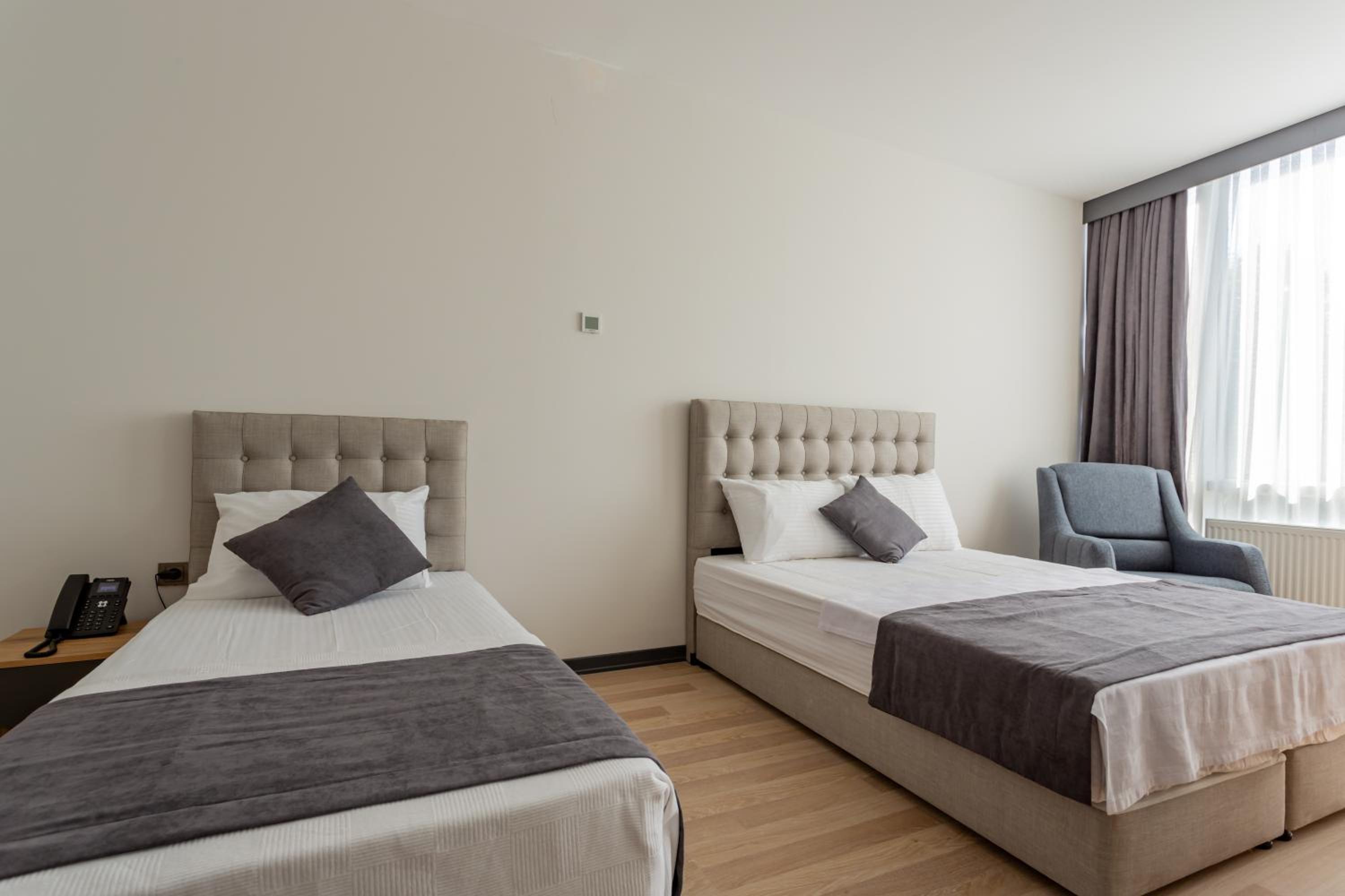 Deluxe Triple Room photo 1