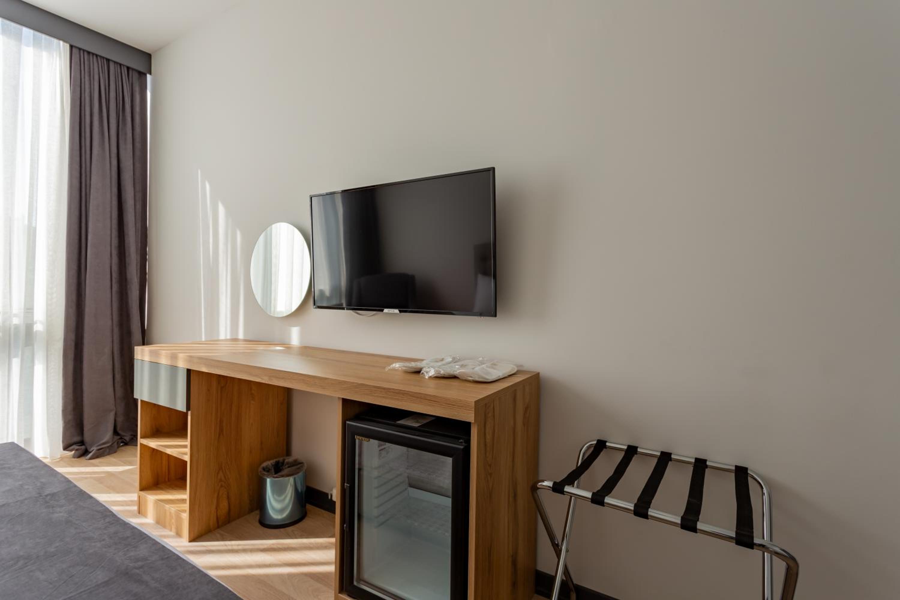Deluxe Family Room photo 2