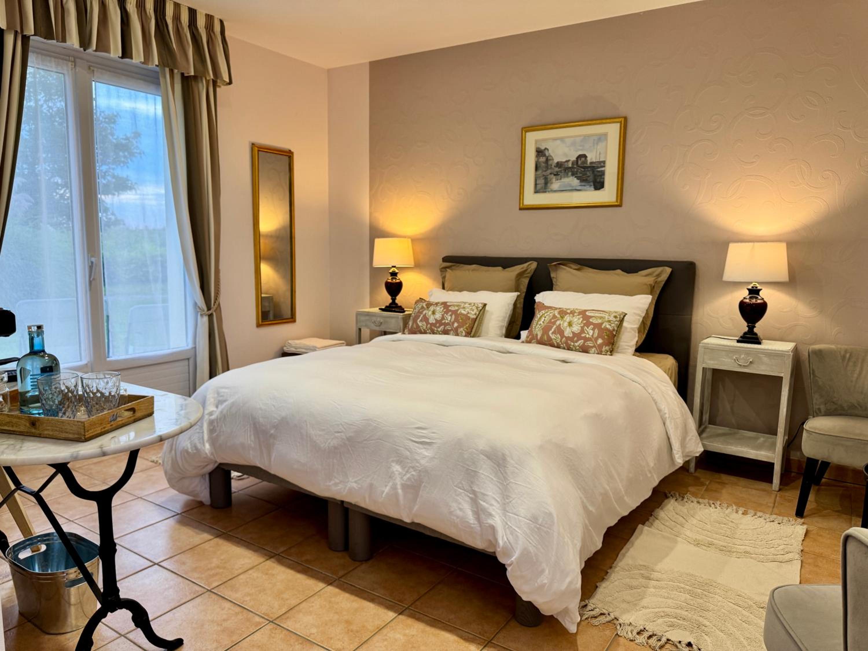 Double Room - Photo 4