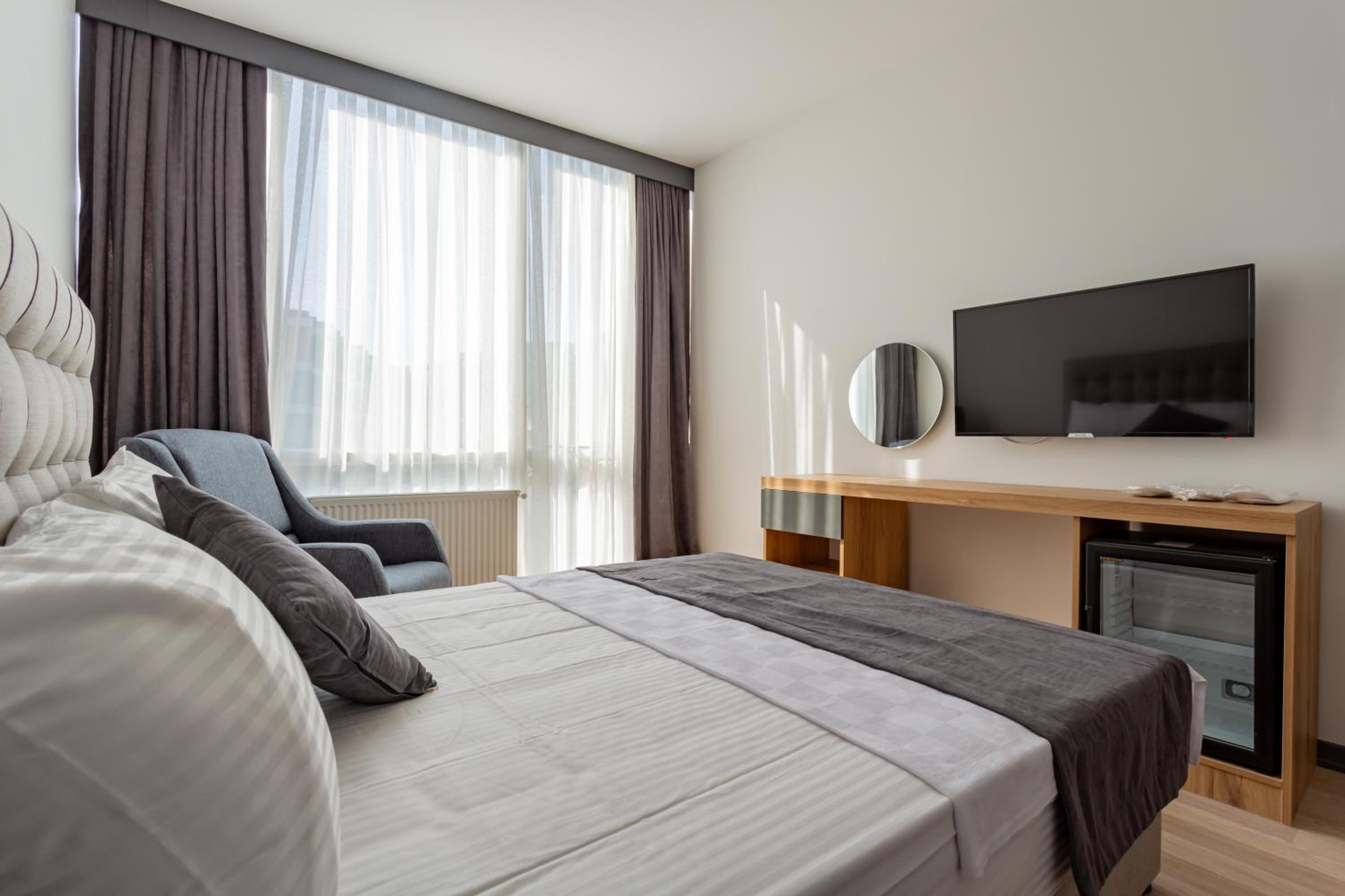 Deluxe Triple Room photo 3