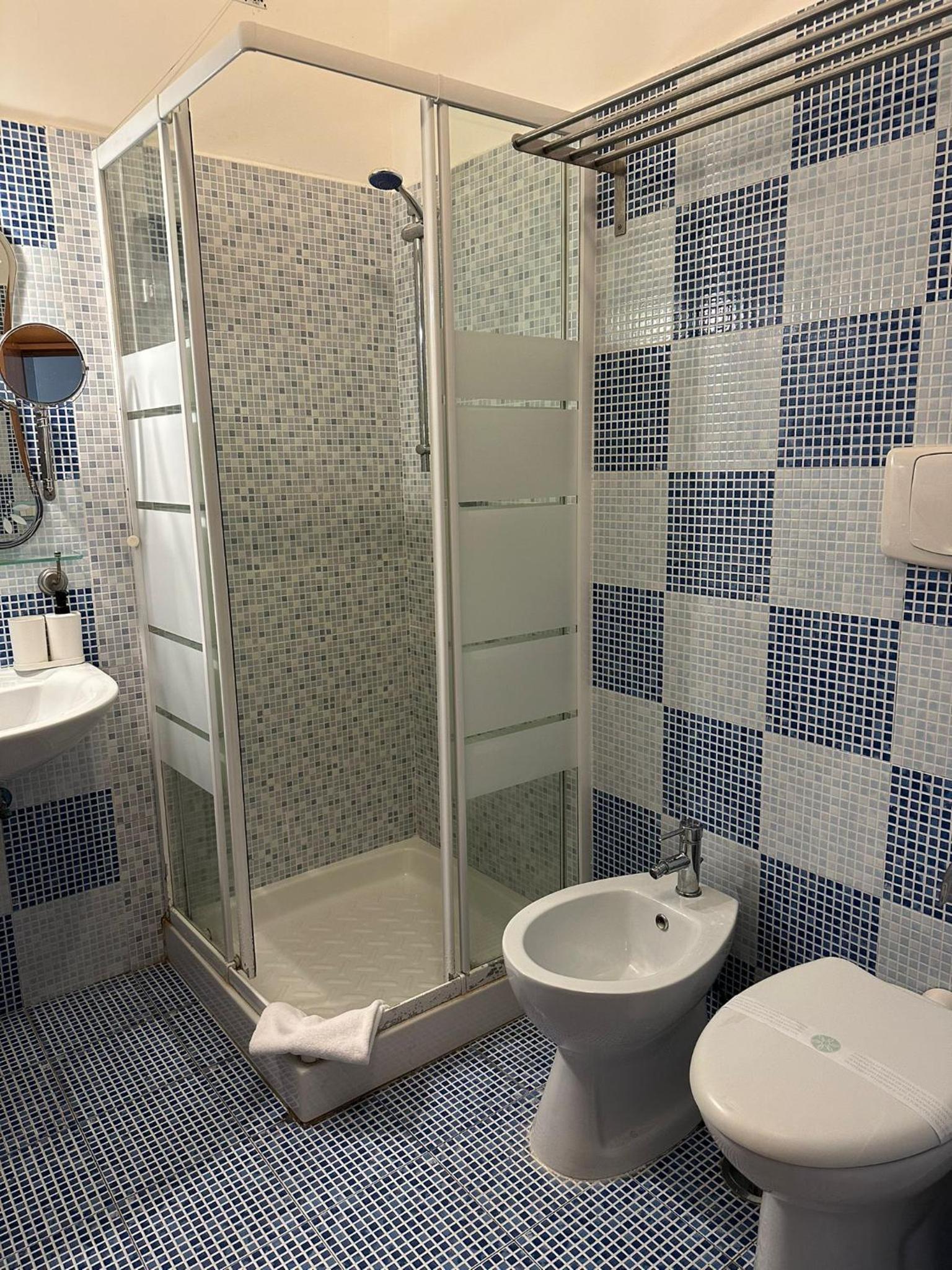 Quadruple Room photo 2