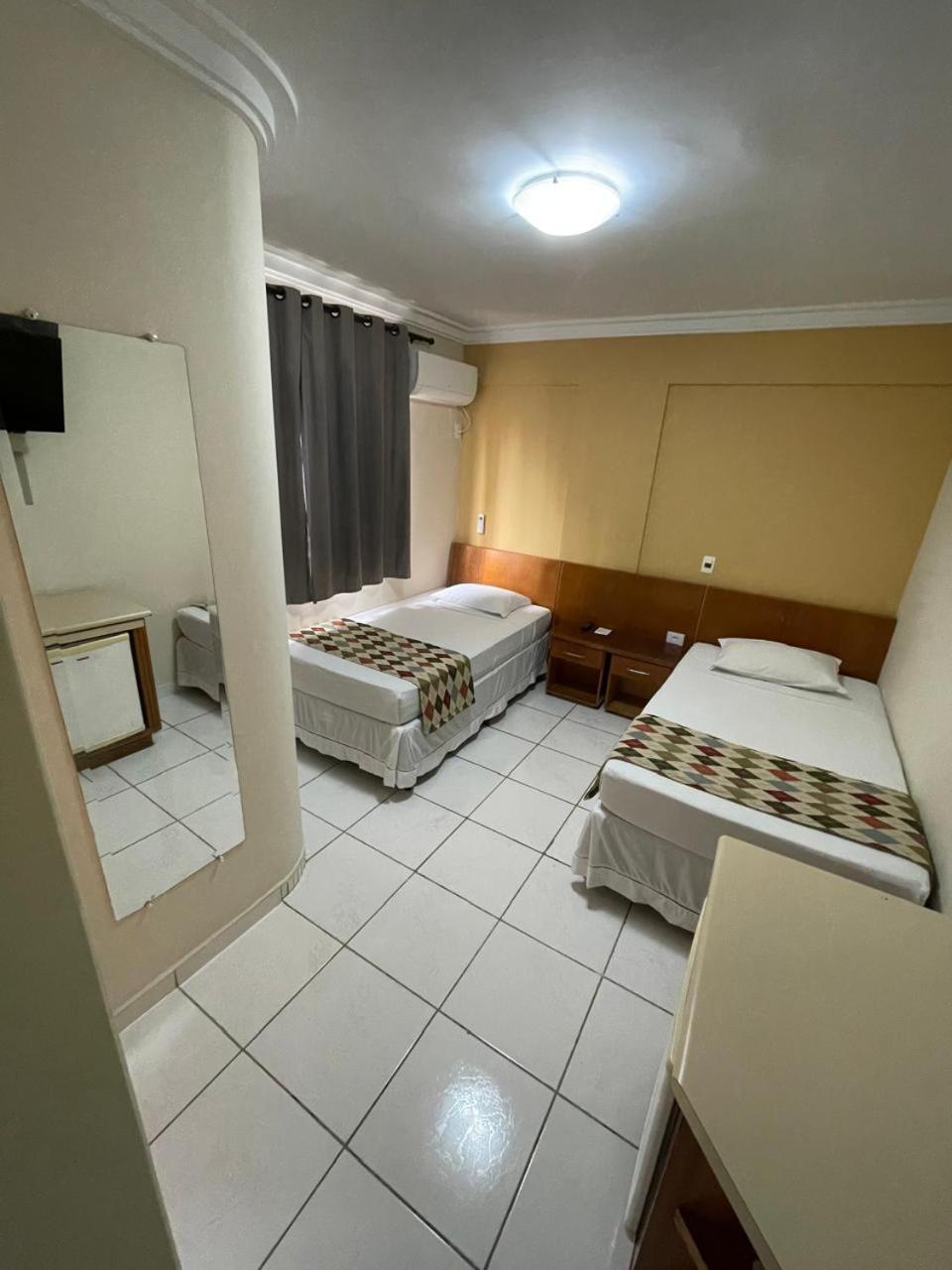 Single Room - Photo 1