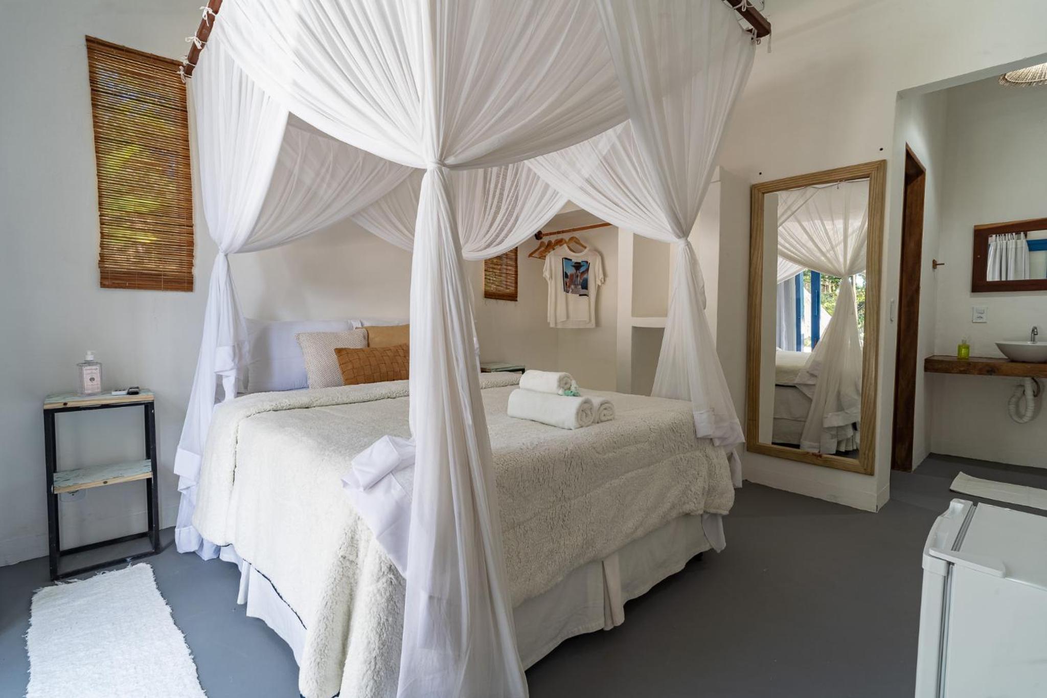 Triple Room with Pool View photo 3
