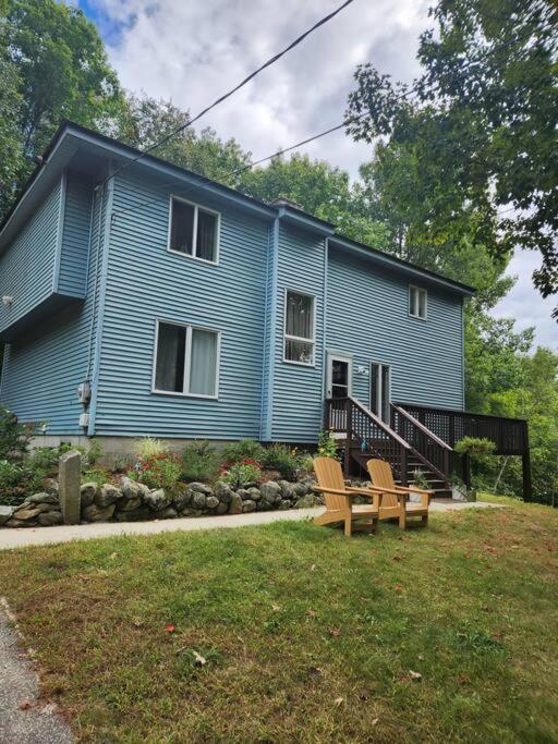 Three-Bedroom House photo 3