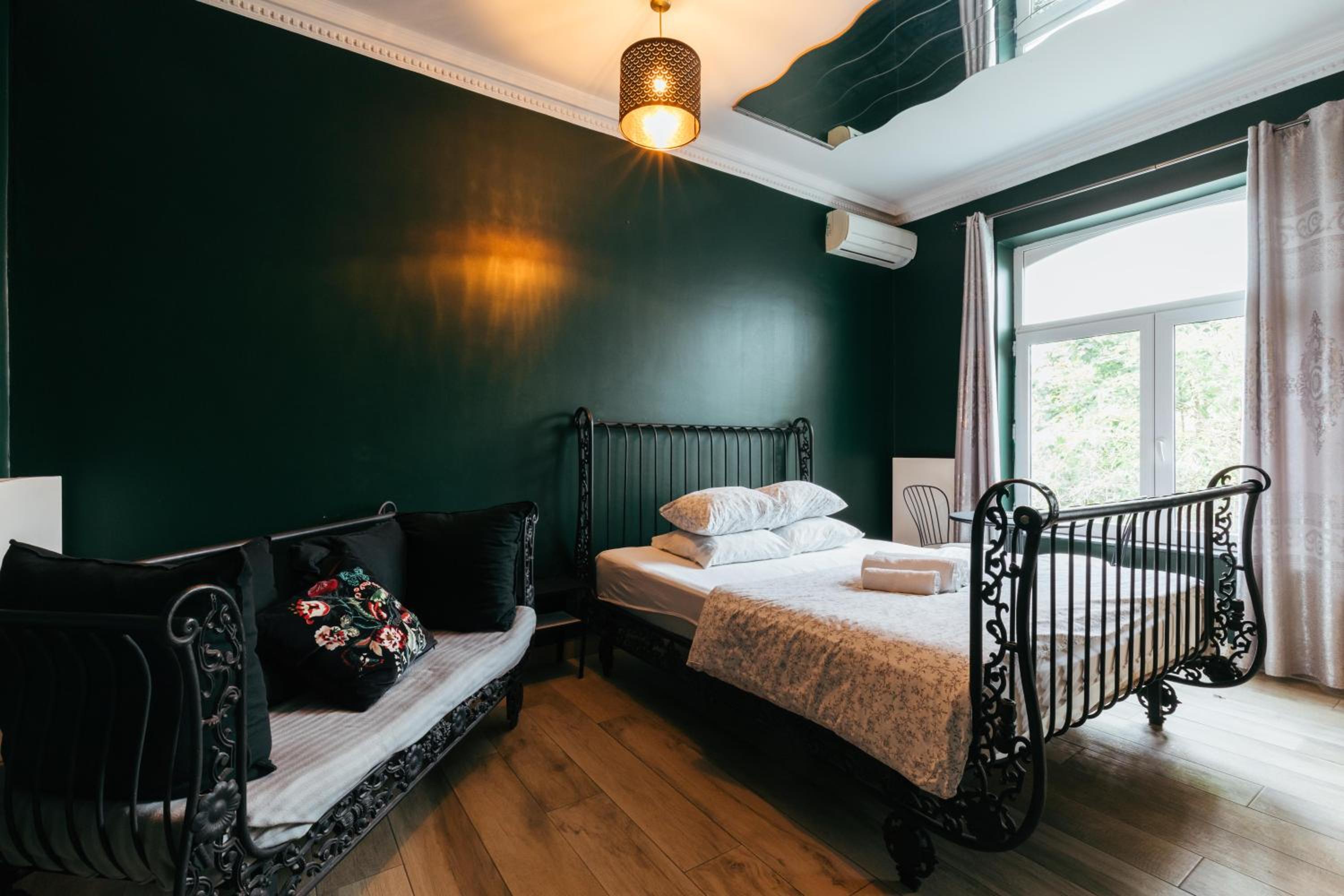 King Room with Spa Bath