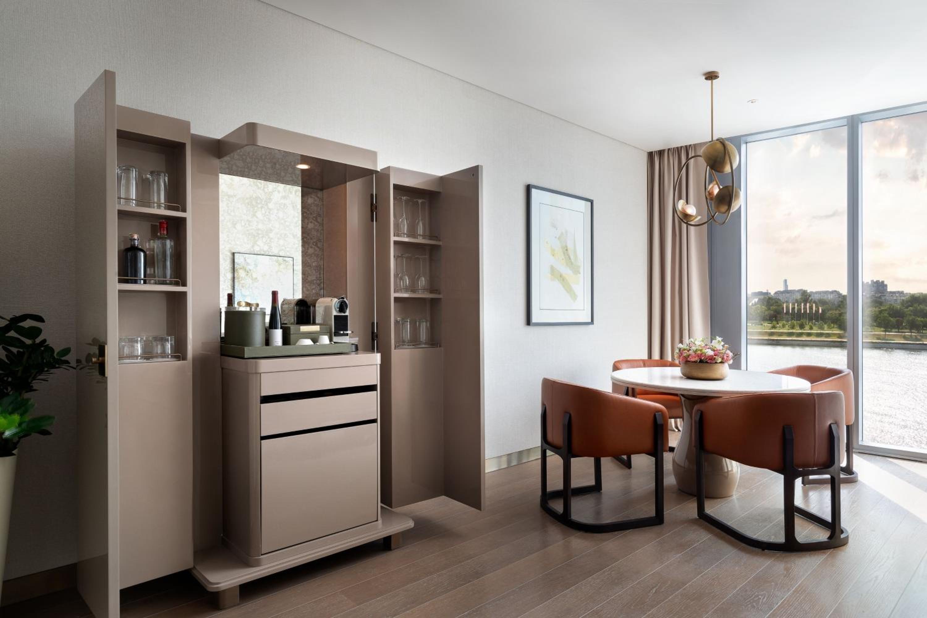 Caroline Astor King Suite with River View - Photo 4