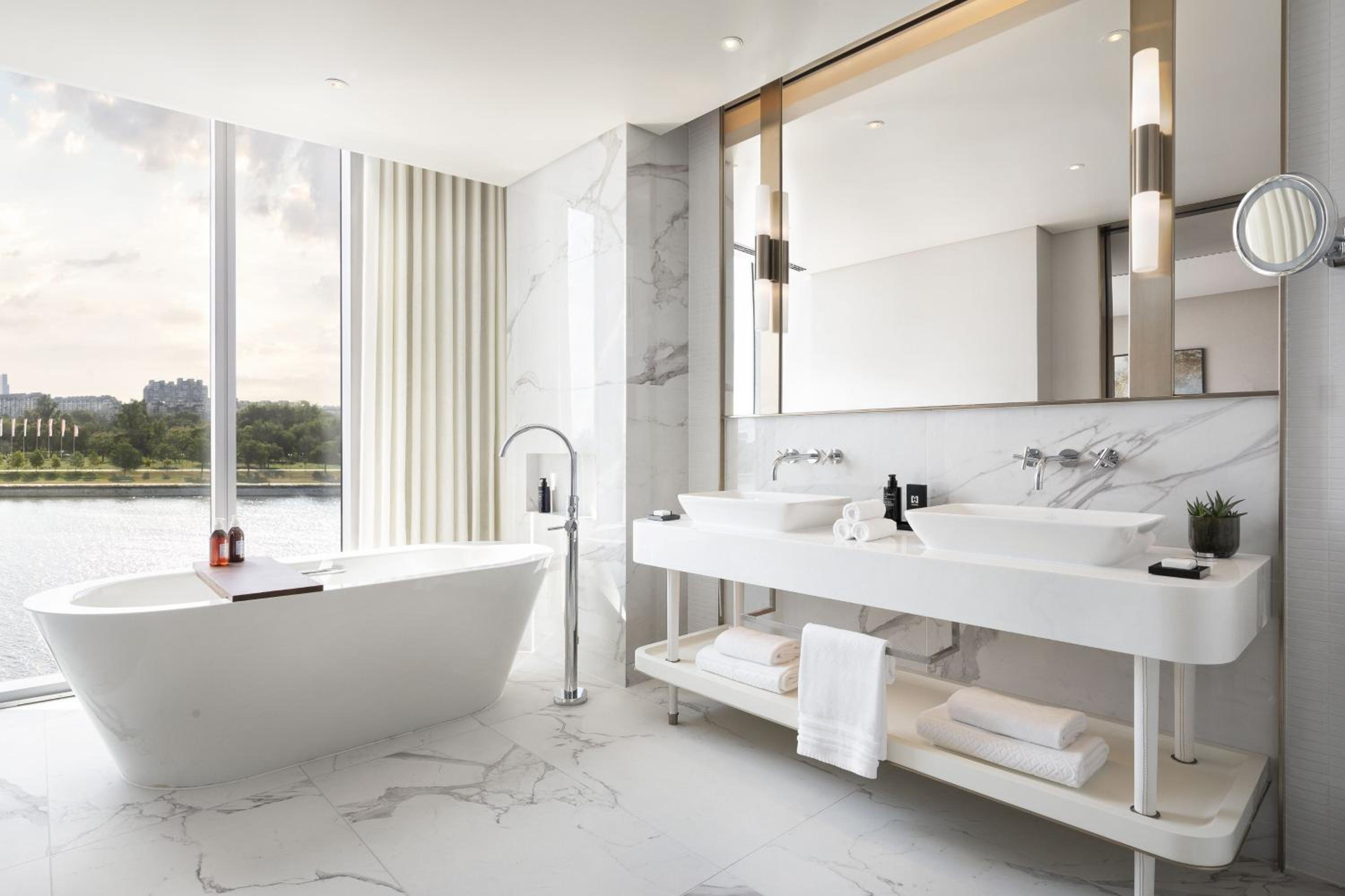 St. Regis Junior King Suite with River View - Photo 4