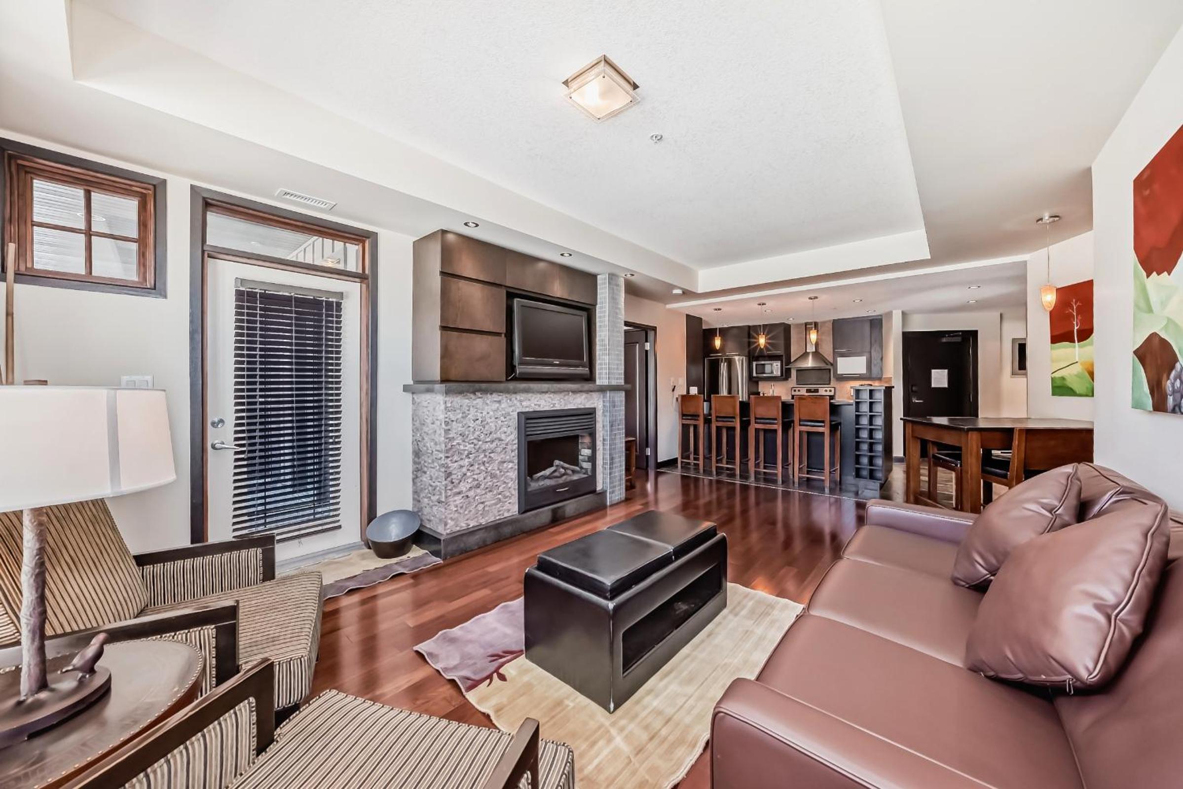 Two-Bedroom Suite with View photo 1