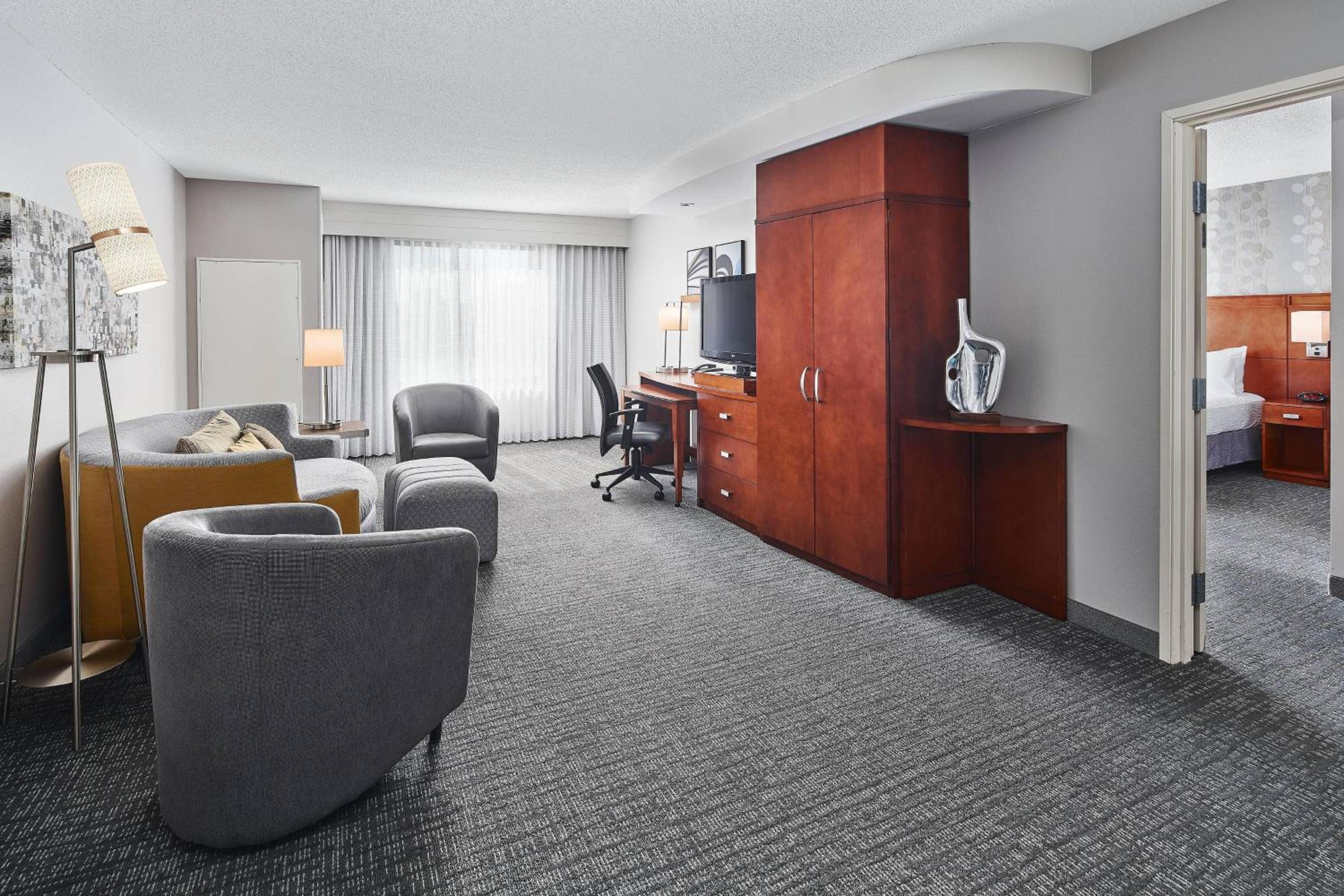 One-Bedroom King Suite - Photo 1