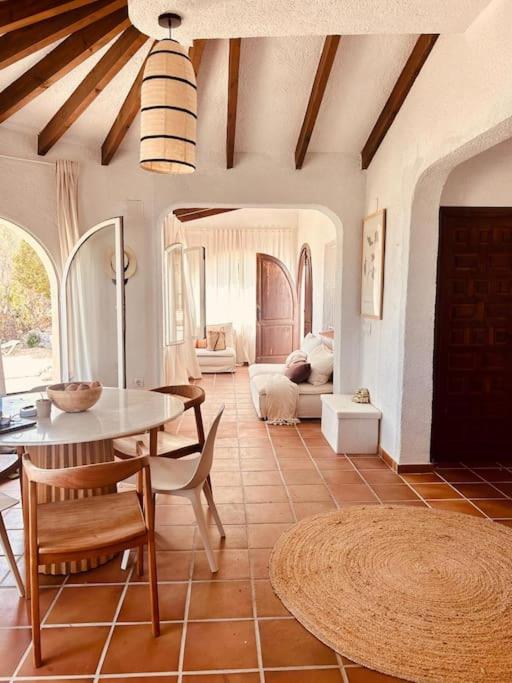 Casa de tres habitaciones