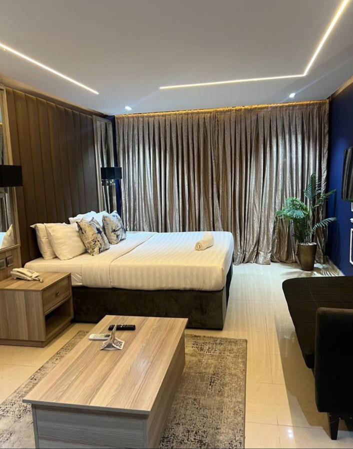 Superior King Room photo 3