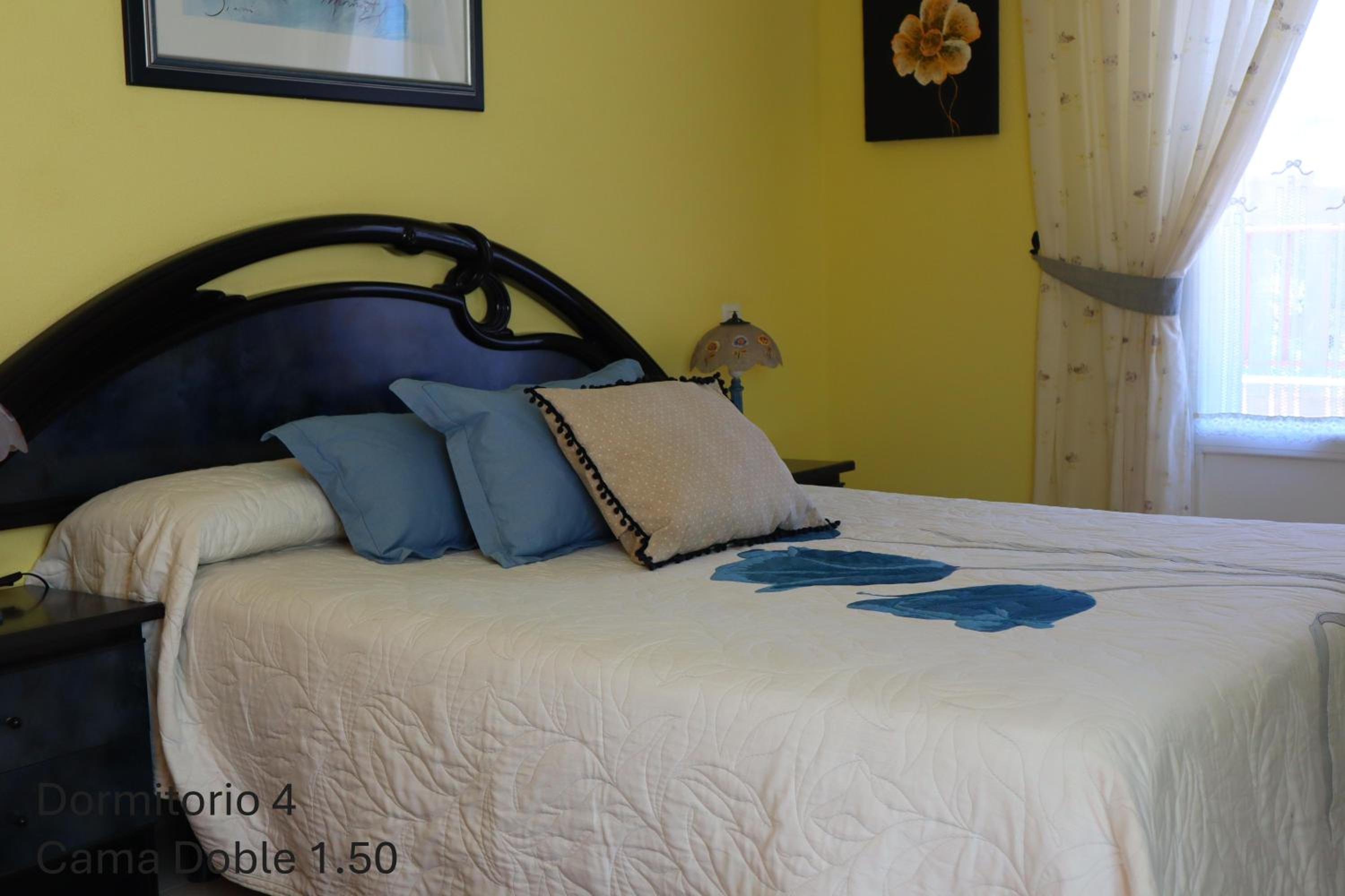Casa de cuatro habitaciones