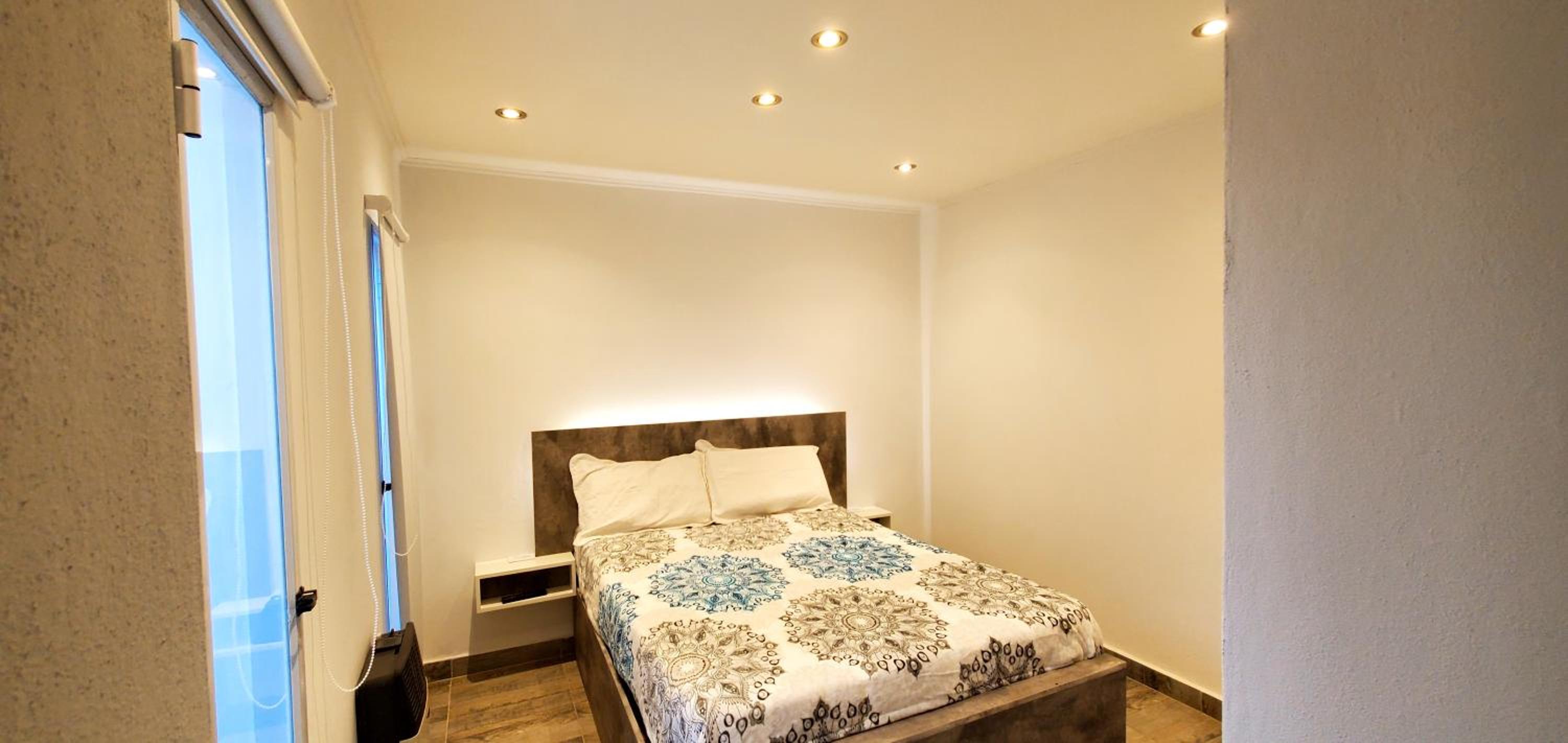 One-Bedroom Apartment with Garden photo 2