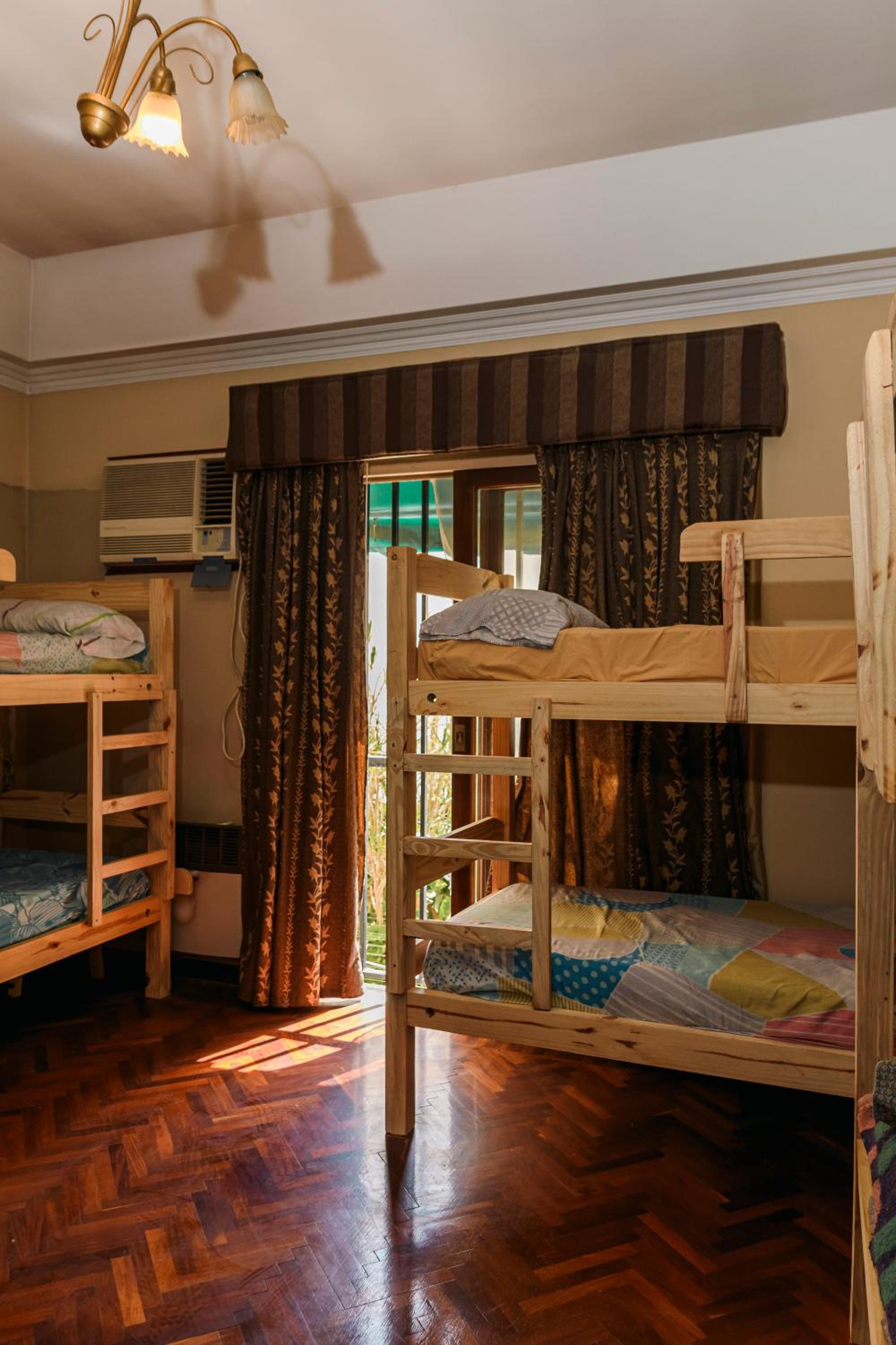 Bed In 8-Bed Mixed Dormitory Room photo 2