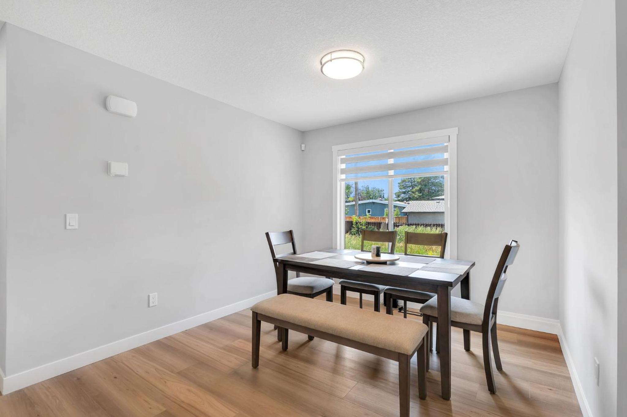 Two-Bedroom House photo 2