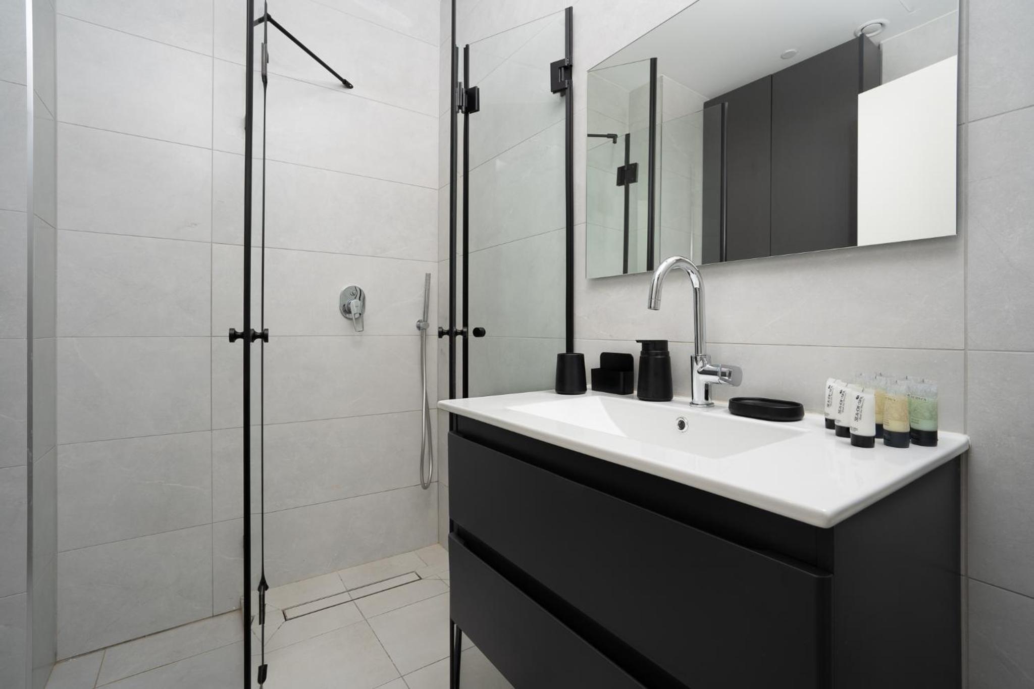 Studio Apartment With Sea View photo 3