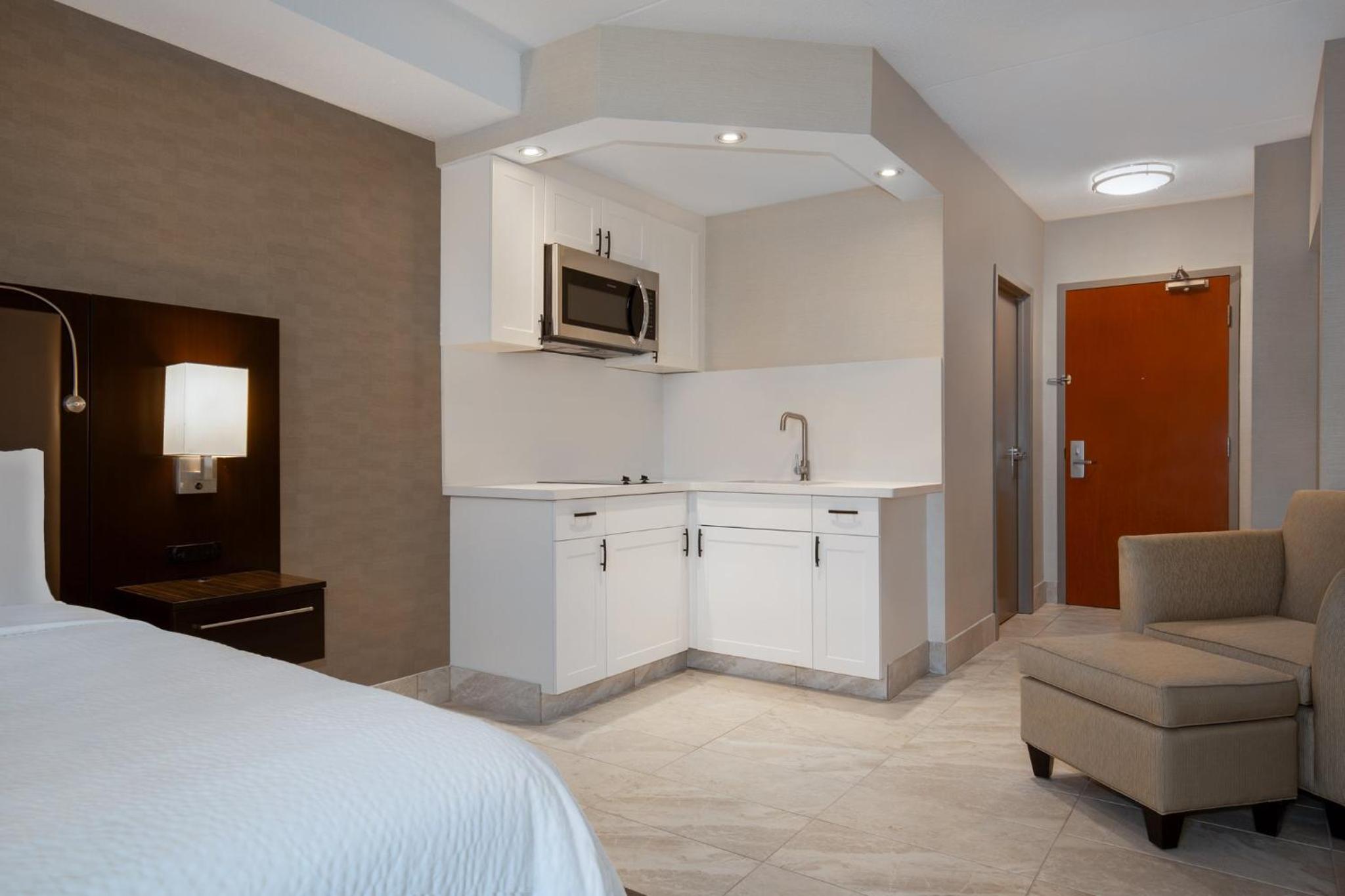 King Suite with Sofa Bed - Photo 5