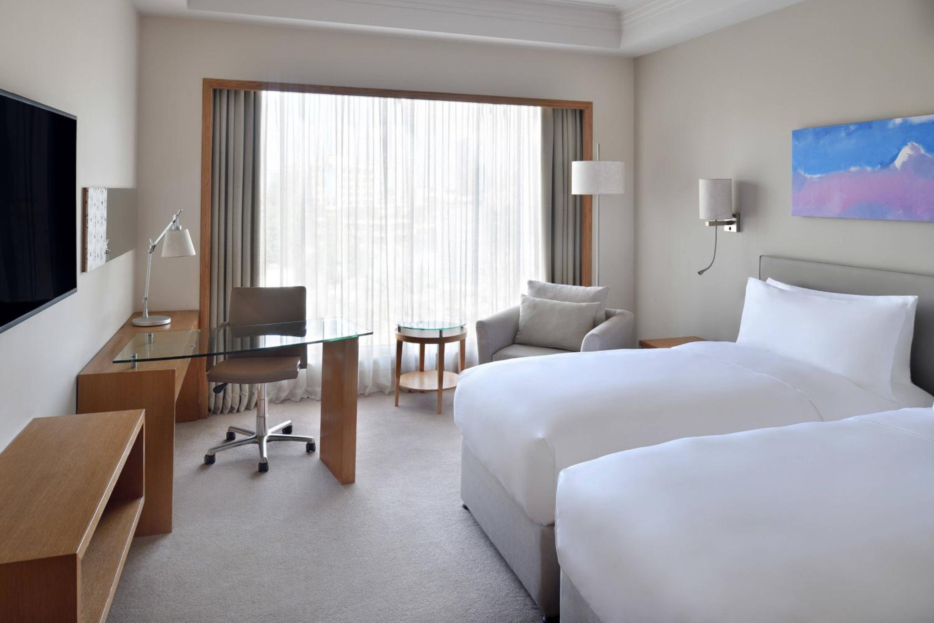 Superior, Guest room, 2 Twin/Single Bed(s), City view - Photo 6