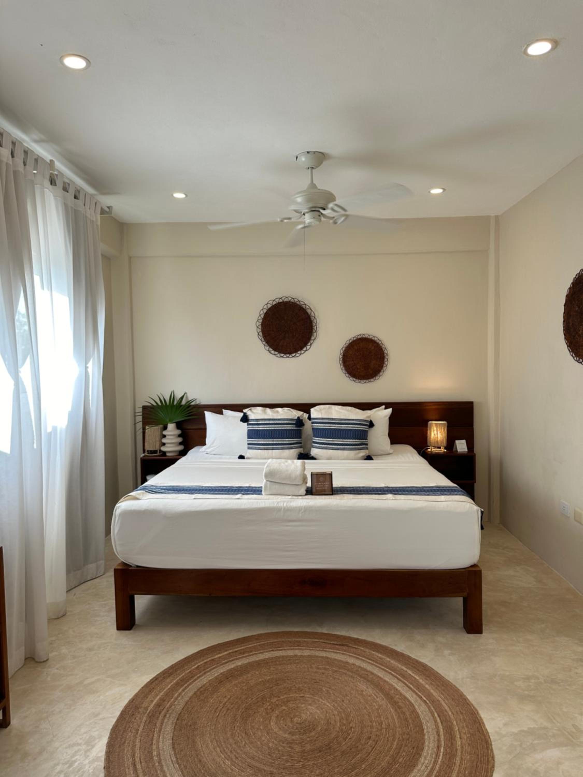 Triple Room with Balcony - Photo 14