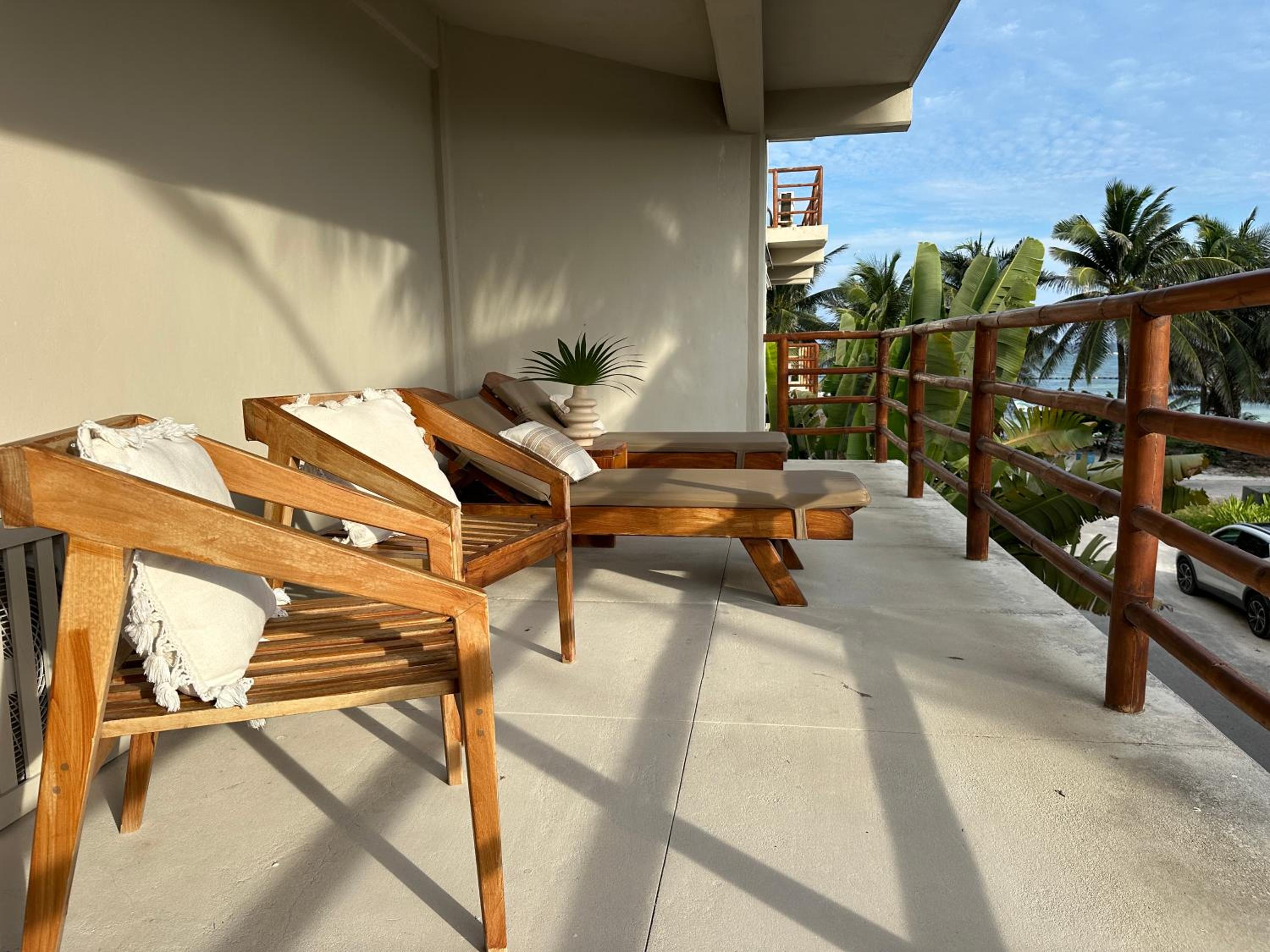 Triple Room with Balcony - Photo 6