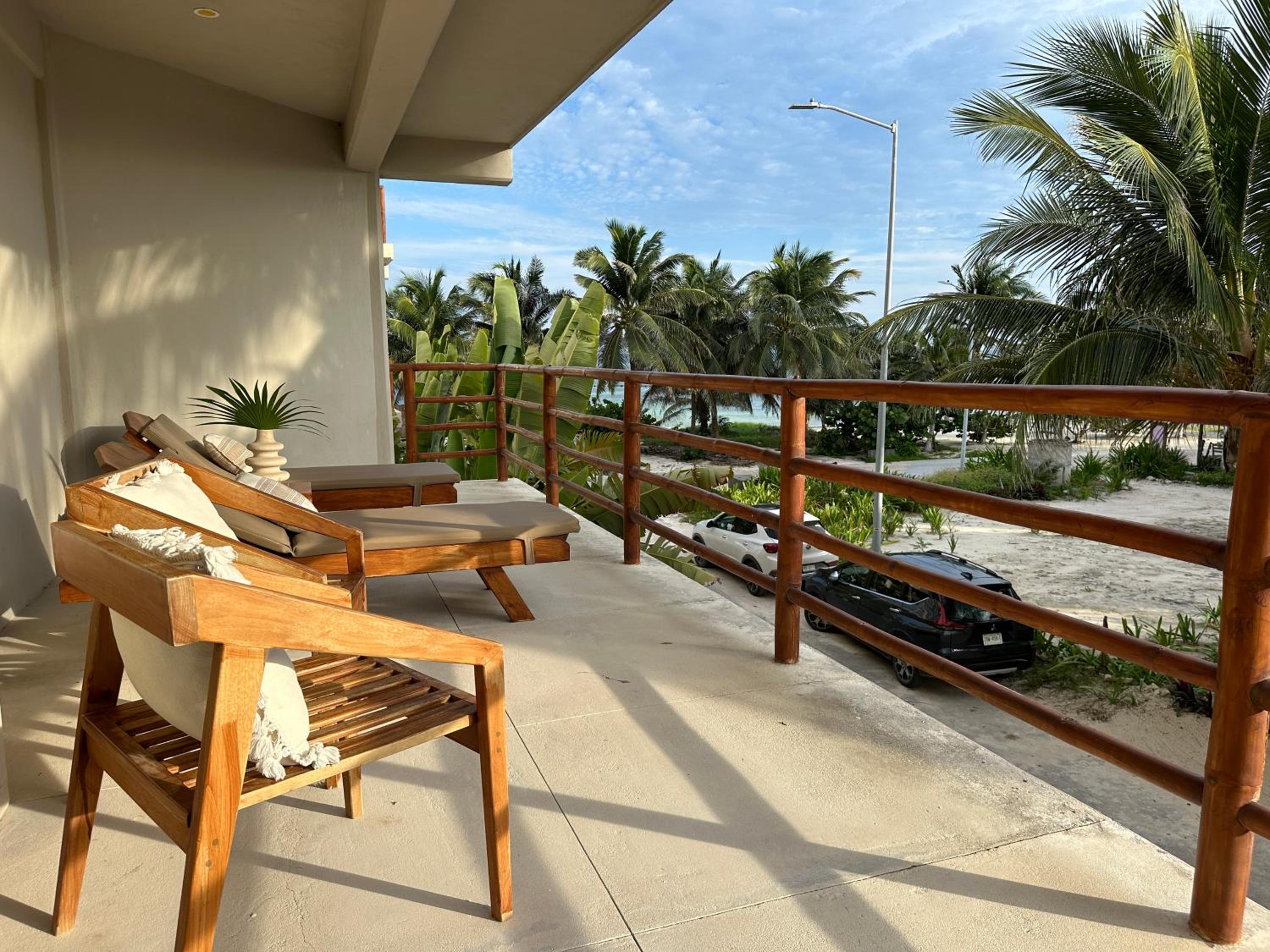 Triple Room with Balcony - Photo 2