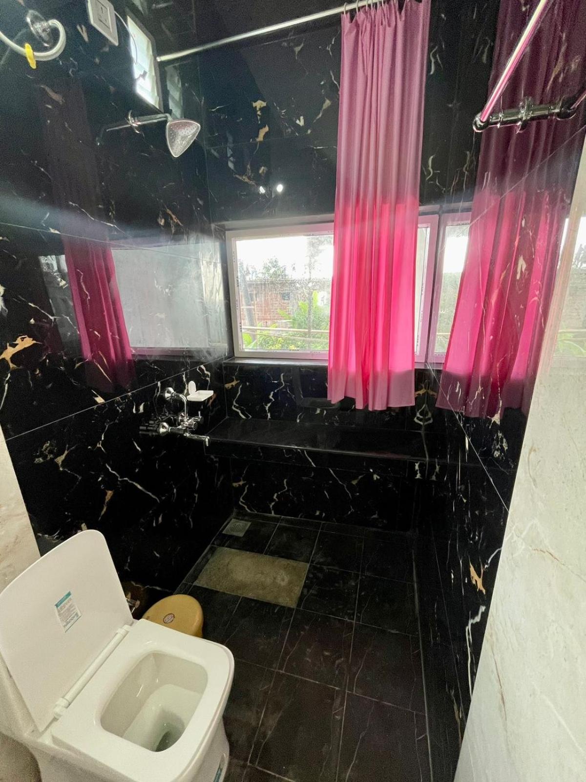 Deluxe Double Room with Shower photo 1