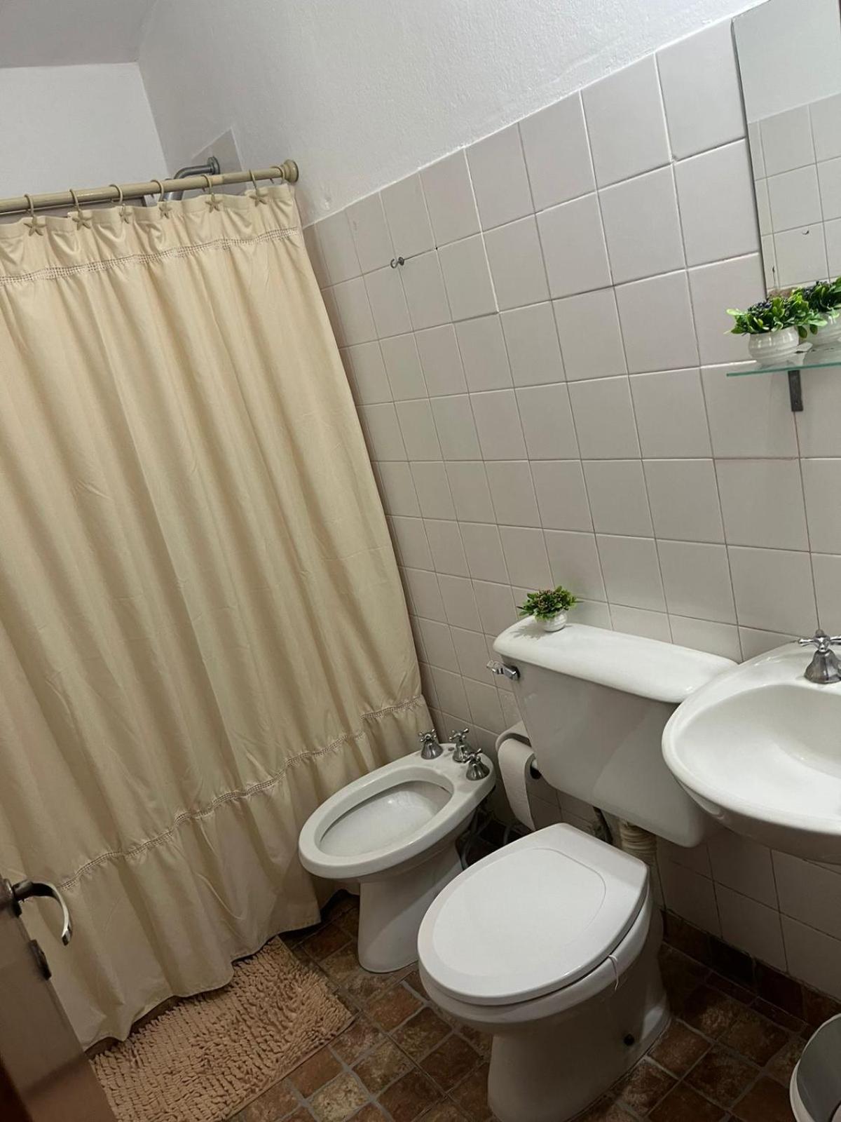 One-Bedroom House photo 2