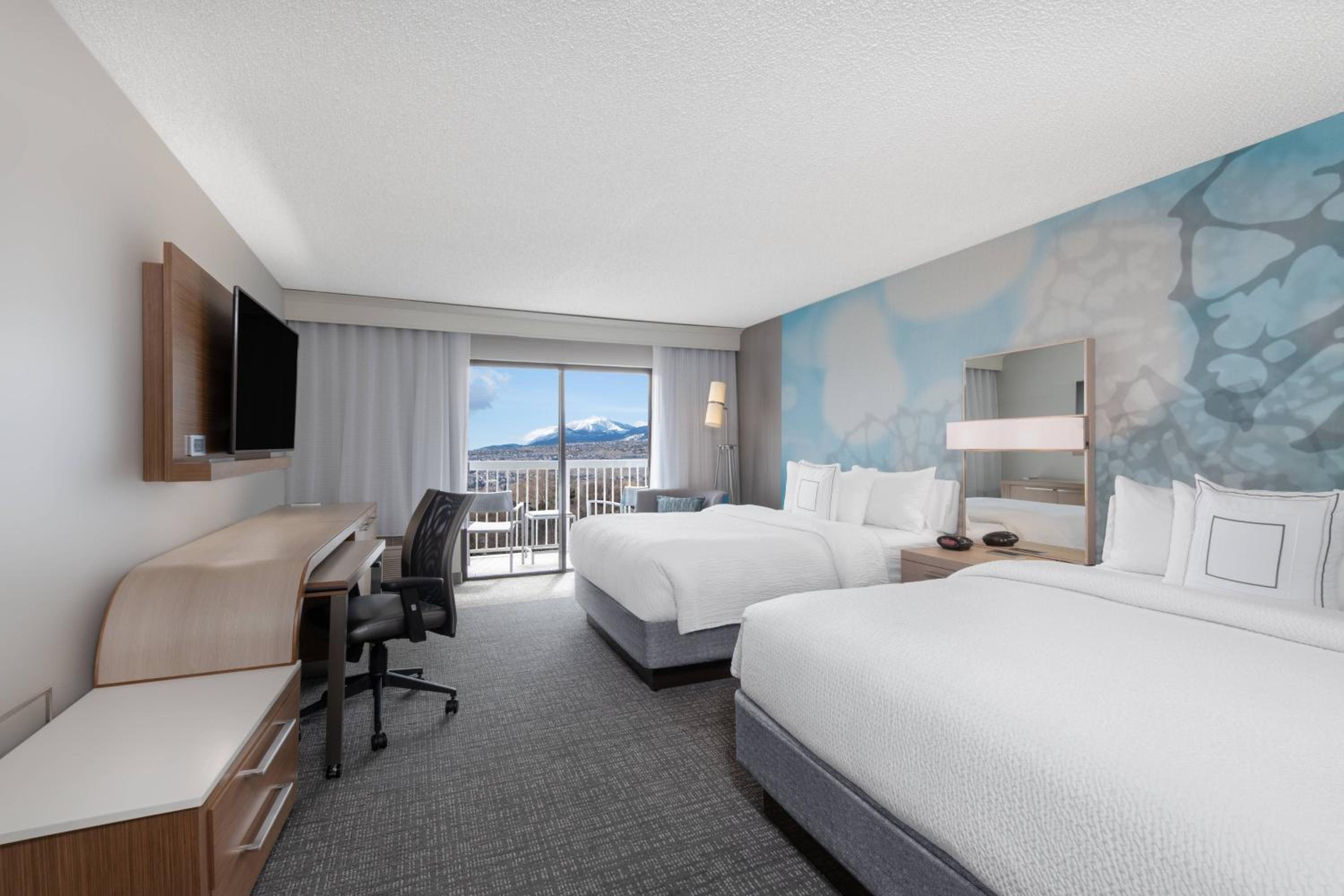 Queen Room with Two Queen Beds and Balcony - Photo 1