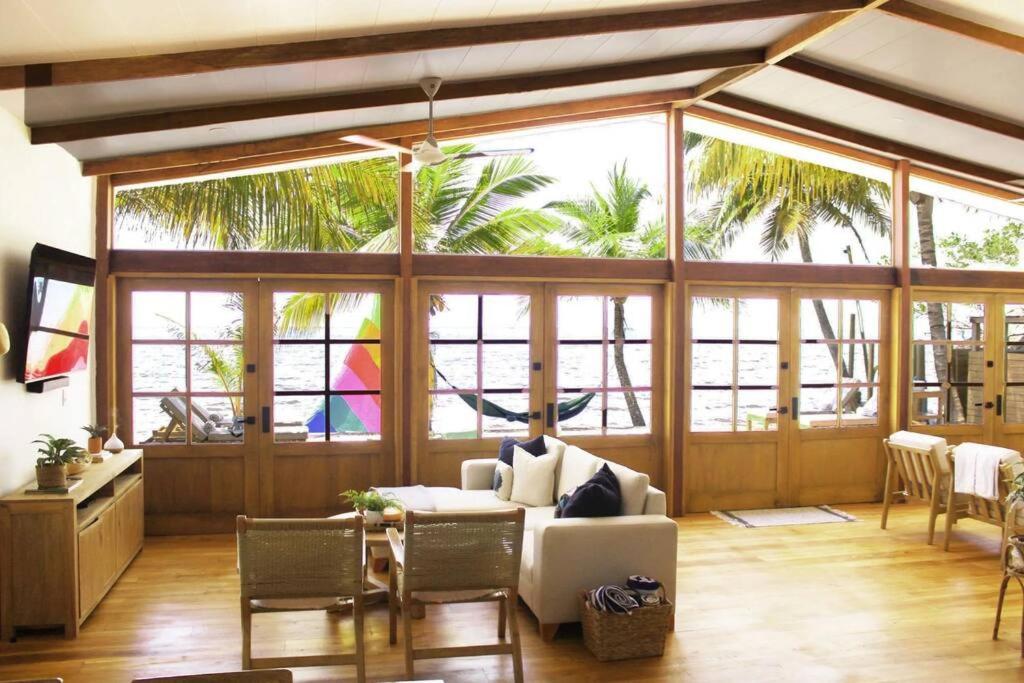 Three-Bedroom Villa photo 3