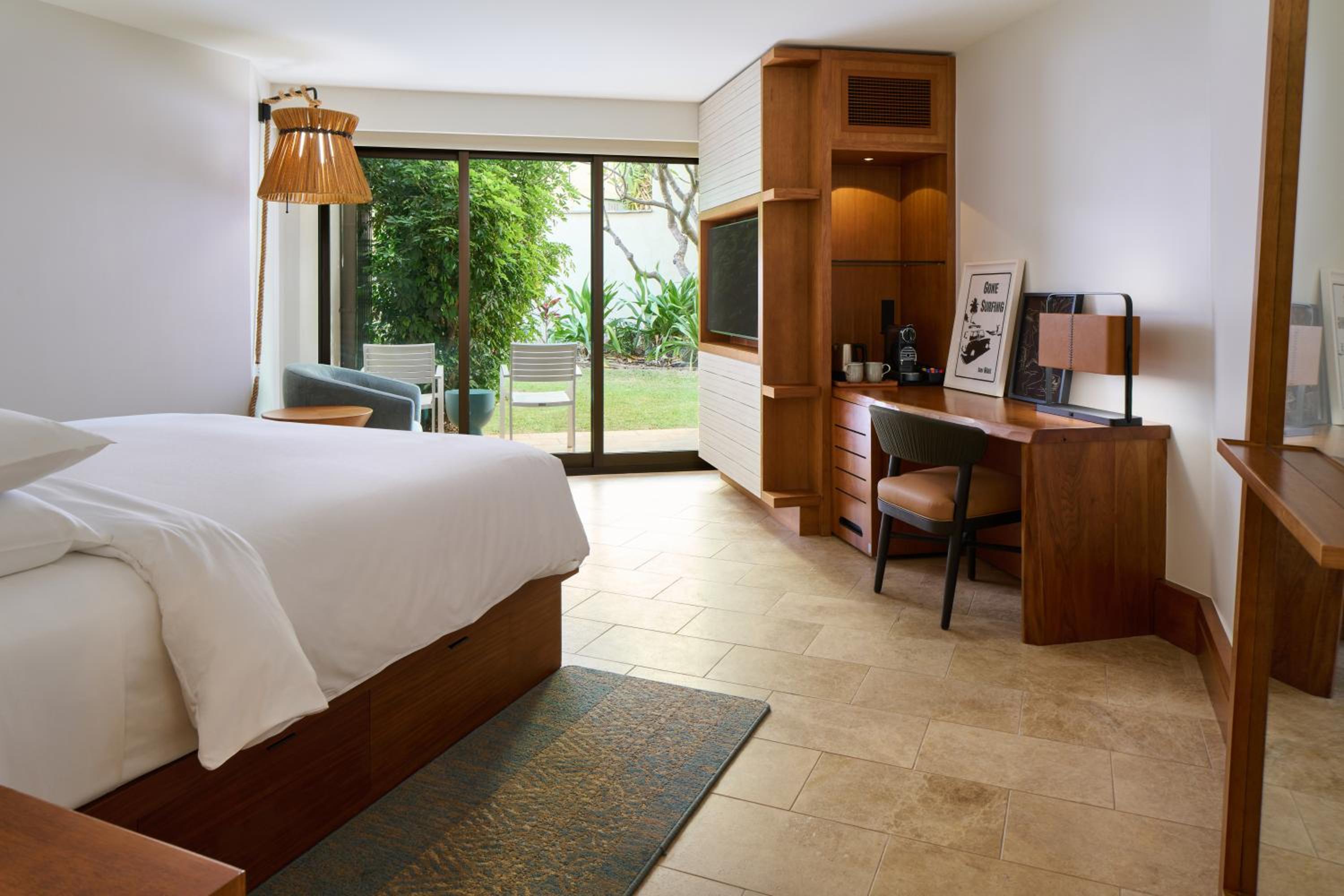 King Room with Accessible Shower - Disability Access
