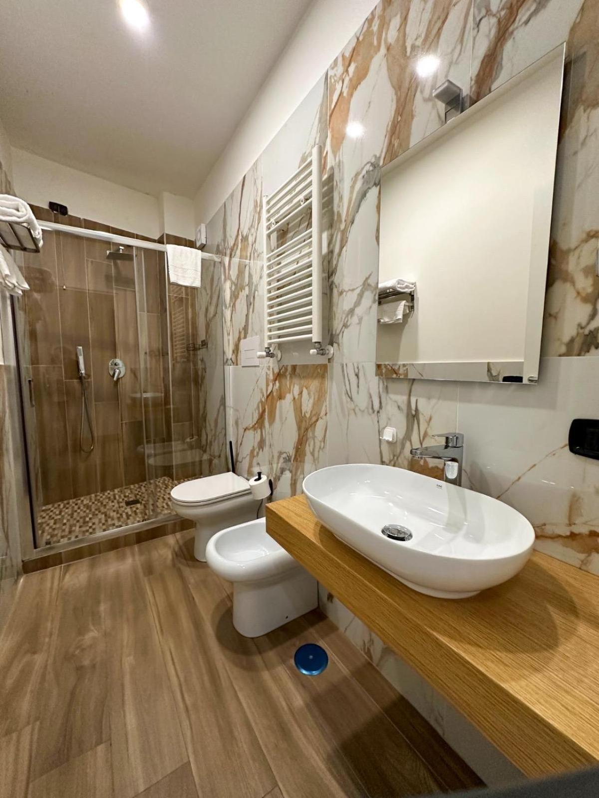 Standard Triple Room photo 3