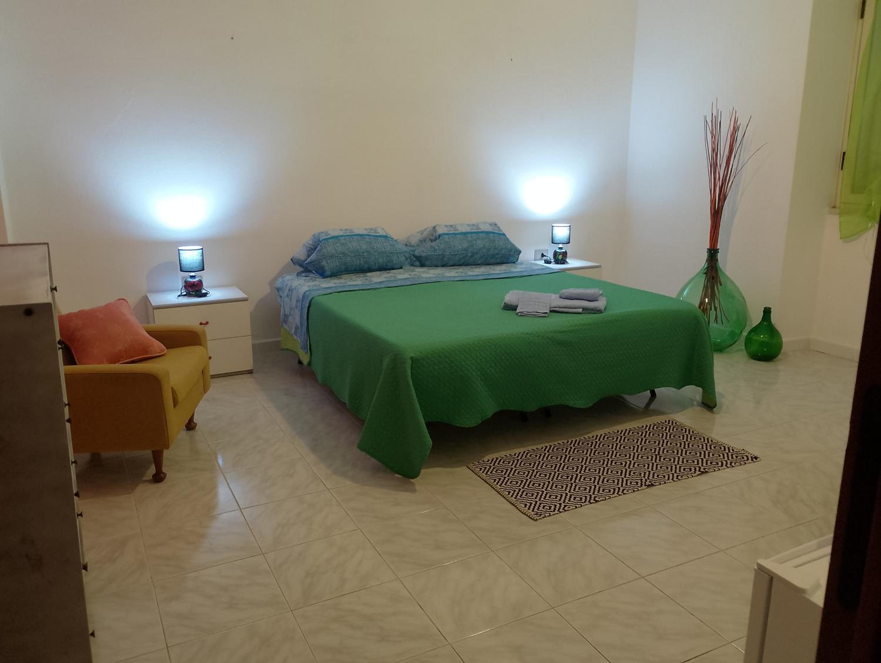 Large Double Or Twin Room photo 1