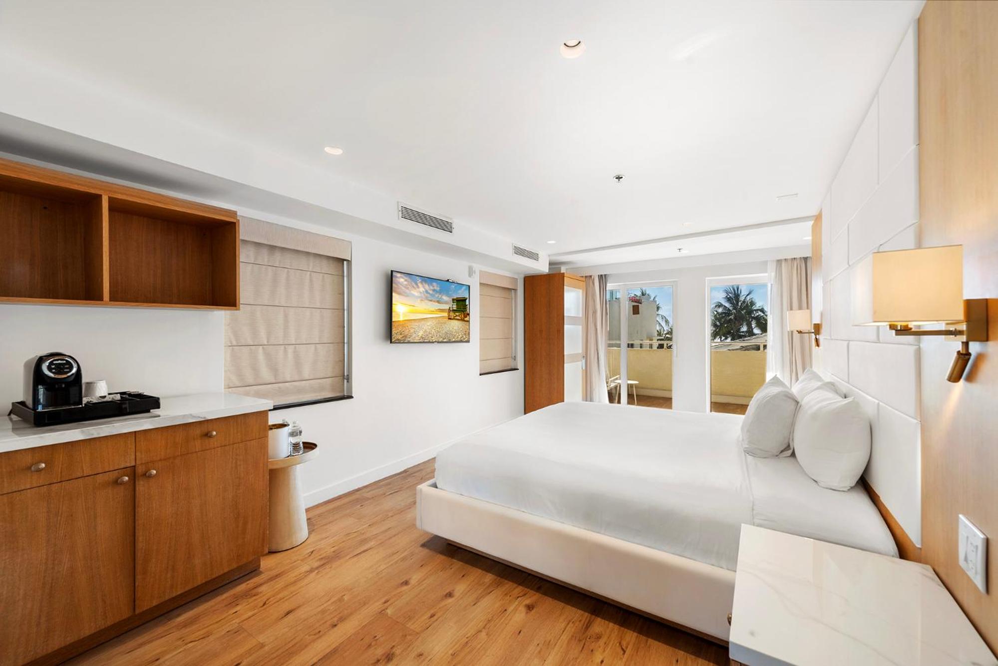 Balcony Oceanview - Photo 1