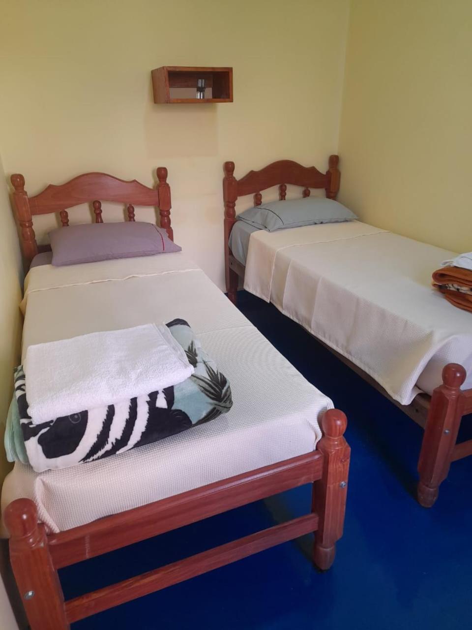 Twin Room with Shared Bathroom photo 1