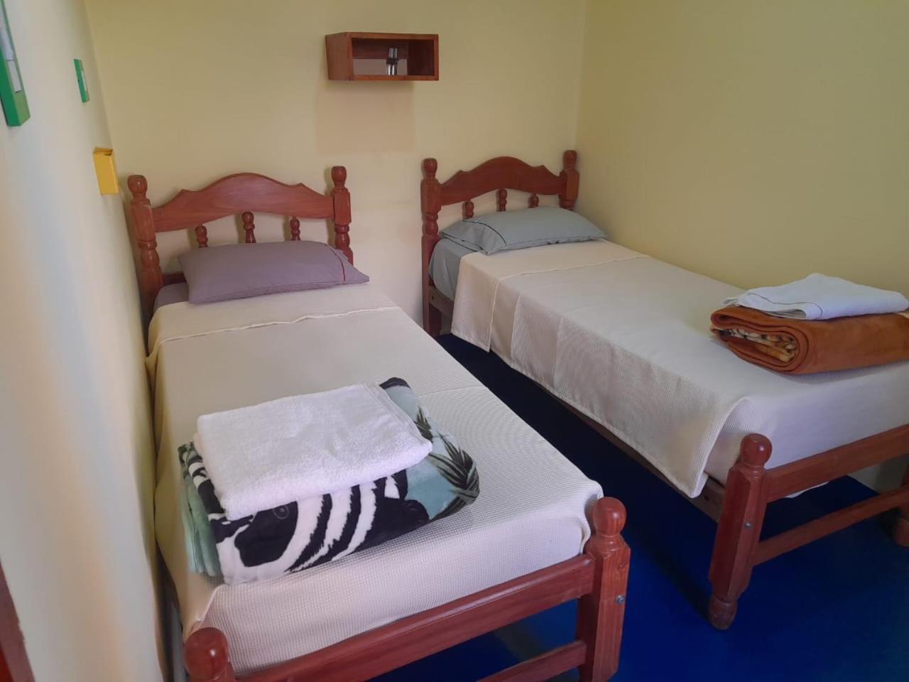 Twin Room with Shared Bathroom photo 3