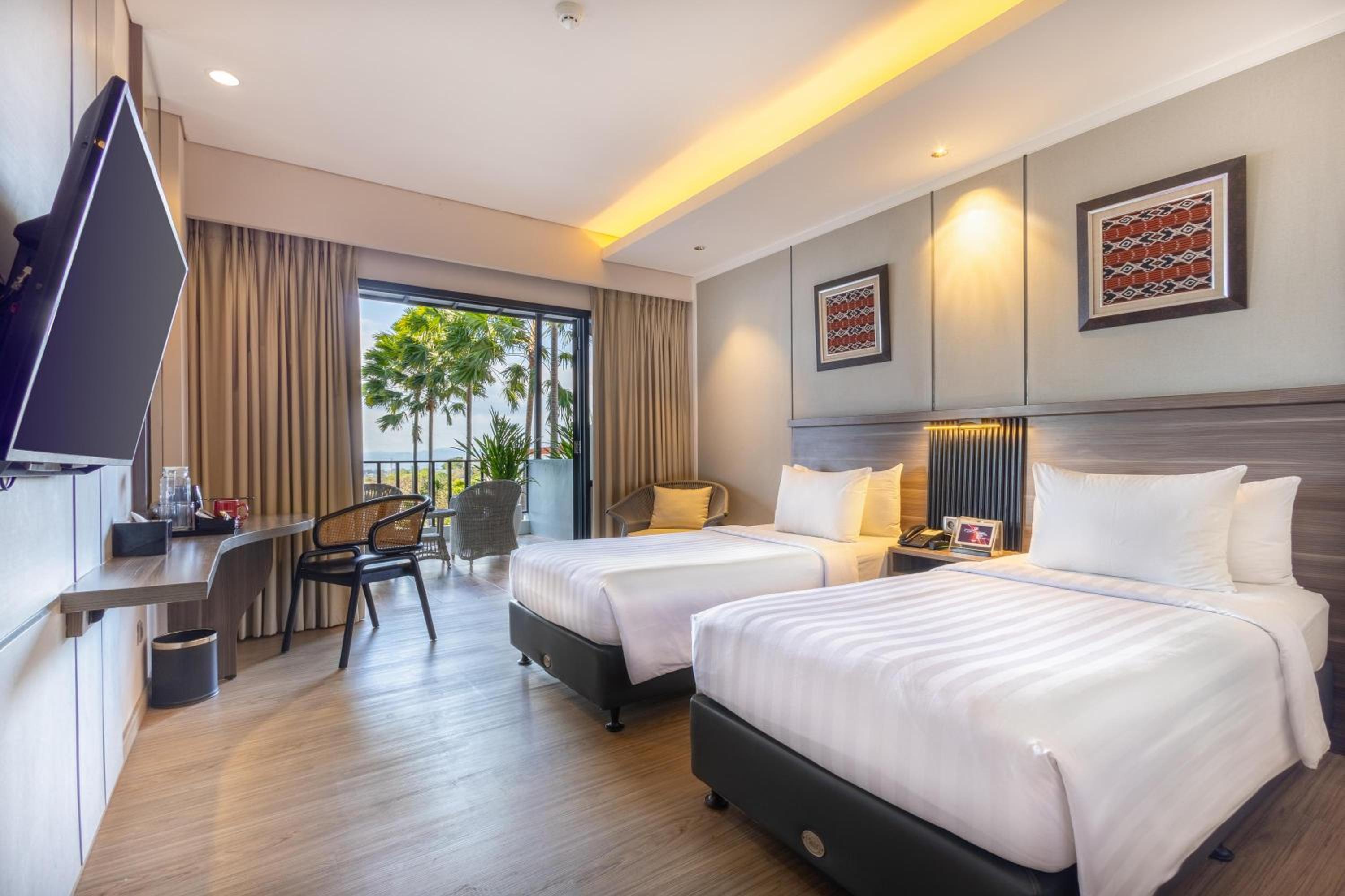Deluxe Double or Twin Room with Balcony photo 2
