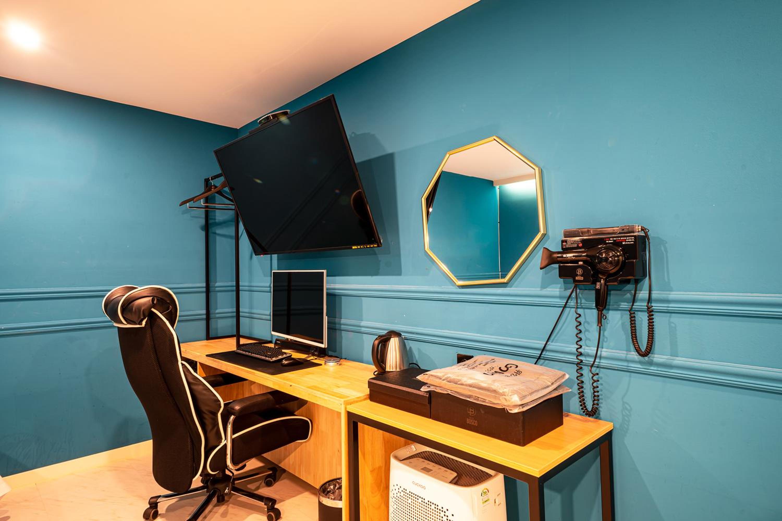 Double Room - Photo 6