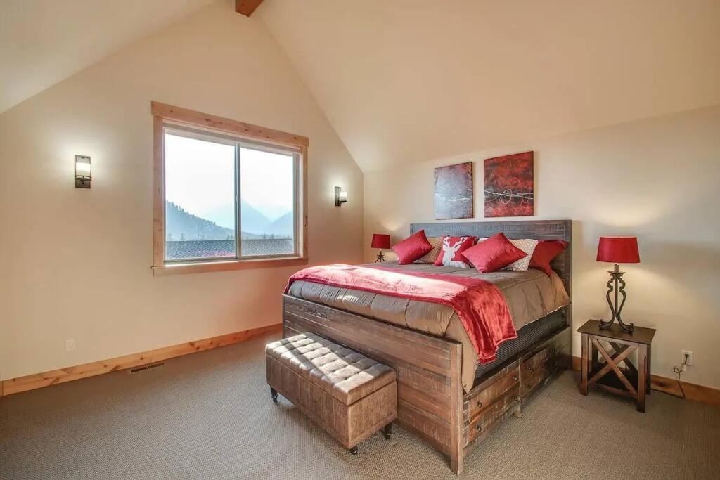 Two-Bedroom Chalet photo 1