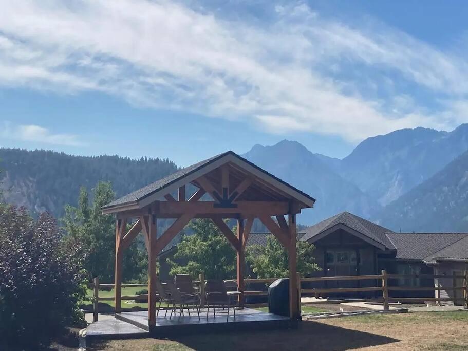Two-Bedroom Chalet photo 3