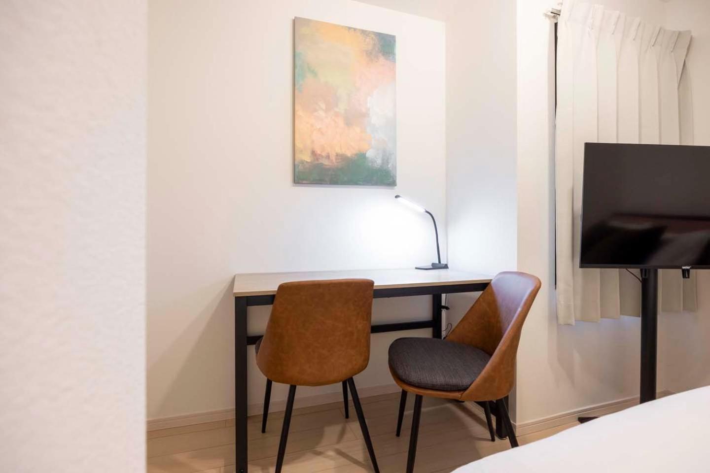 One-Bedroom Apartment photo 3