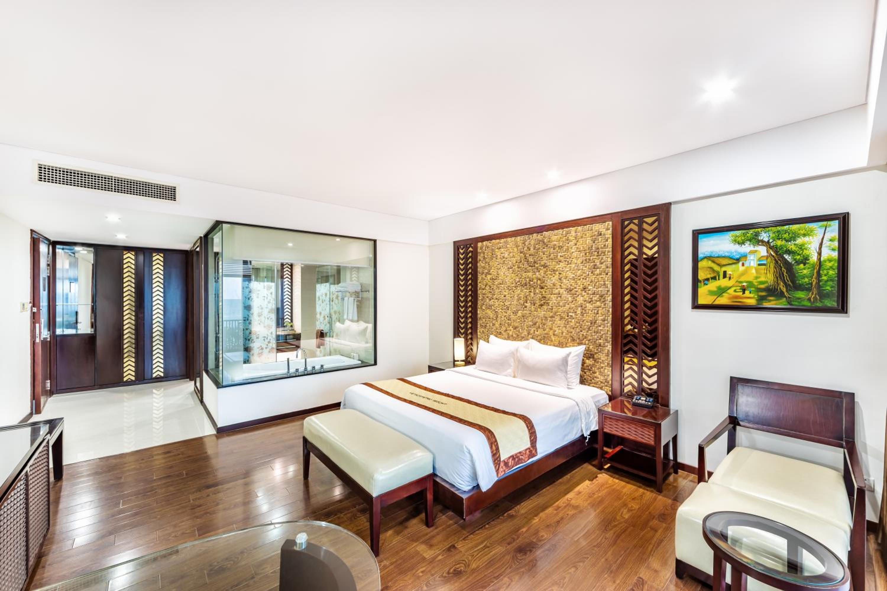 Deluxe Double Room with Balcony and Sea View - Photo 4
