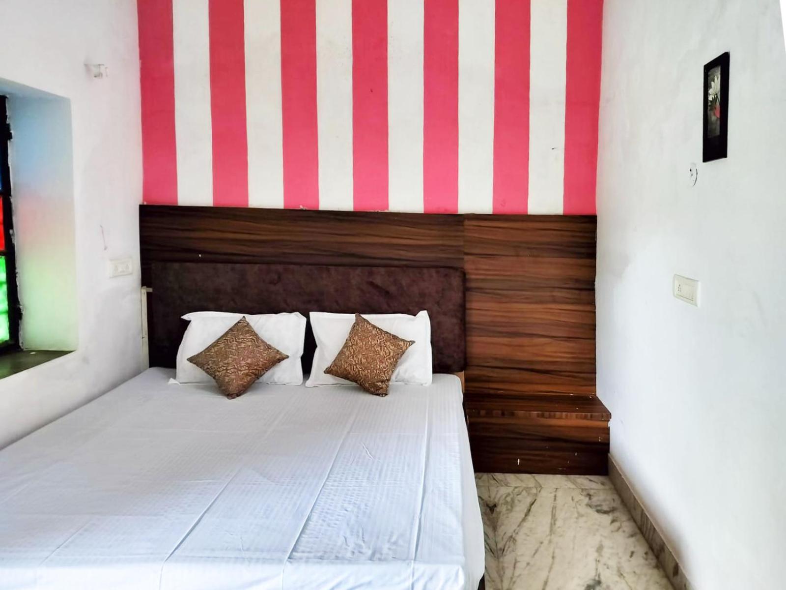 Deluxe Double Room photo 3