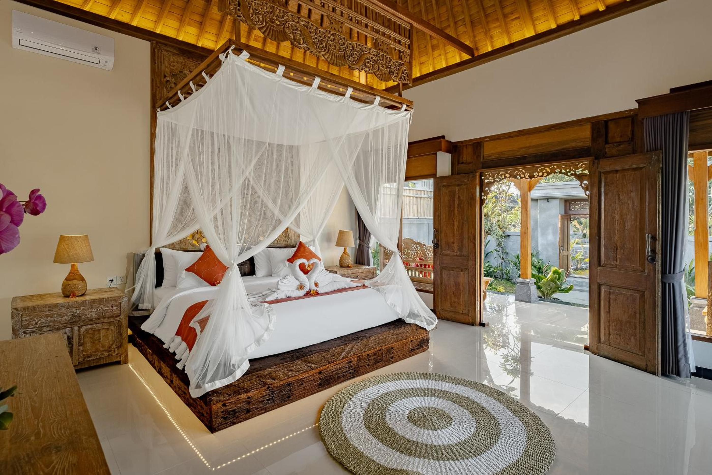 One-Bedroom Villa - Photo 95