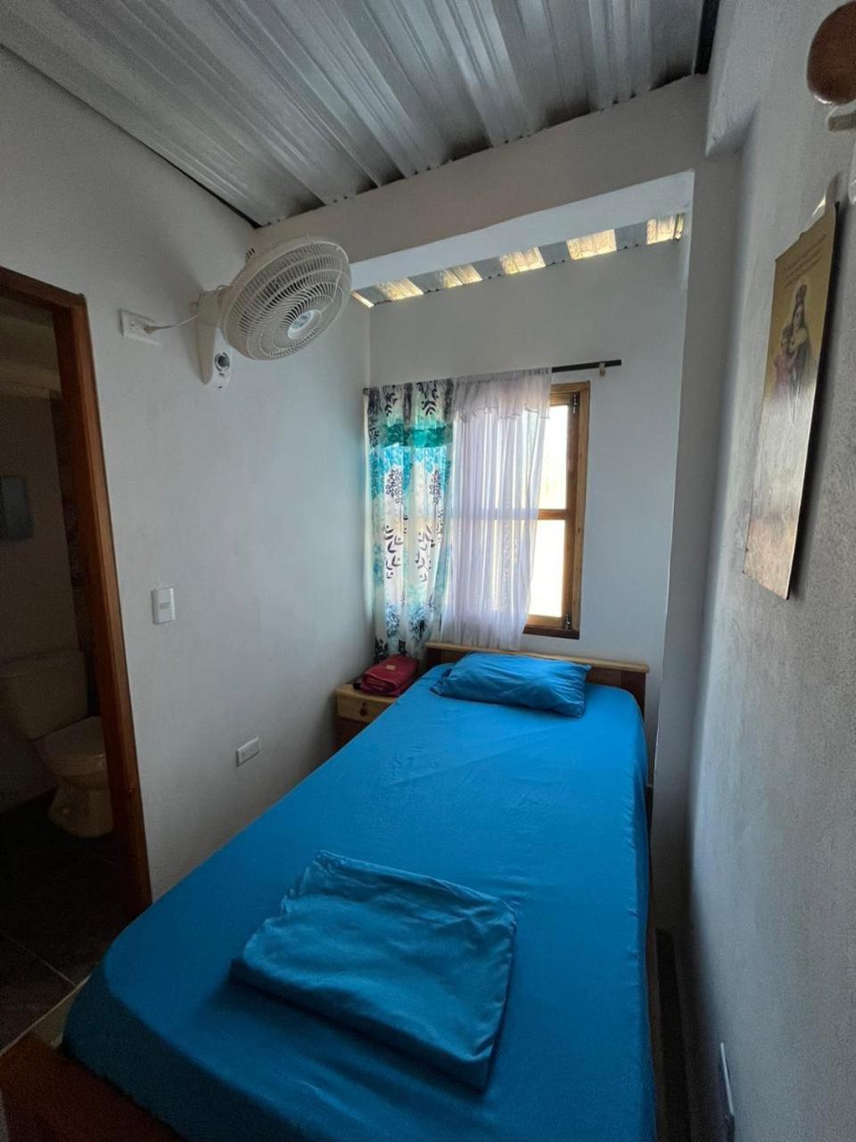 Small Twin Room photo 2