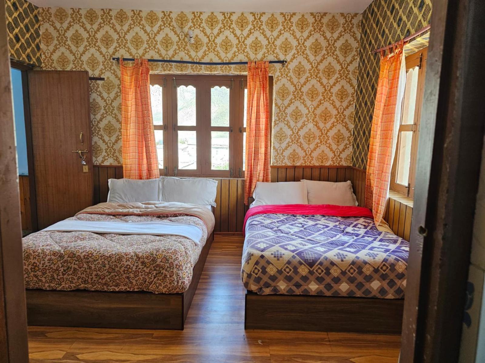Superior Double Or Twin Room photo 2