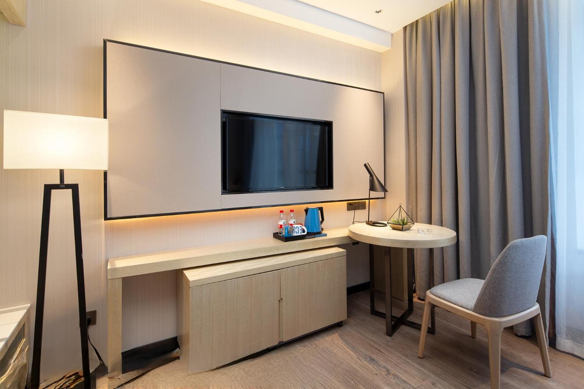 Deluxe Queen Room photo 1