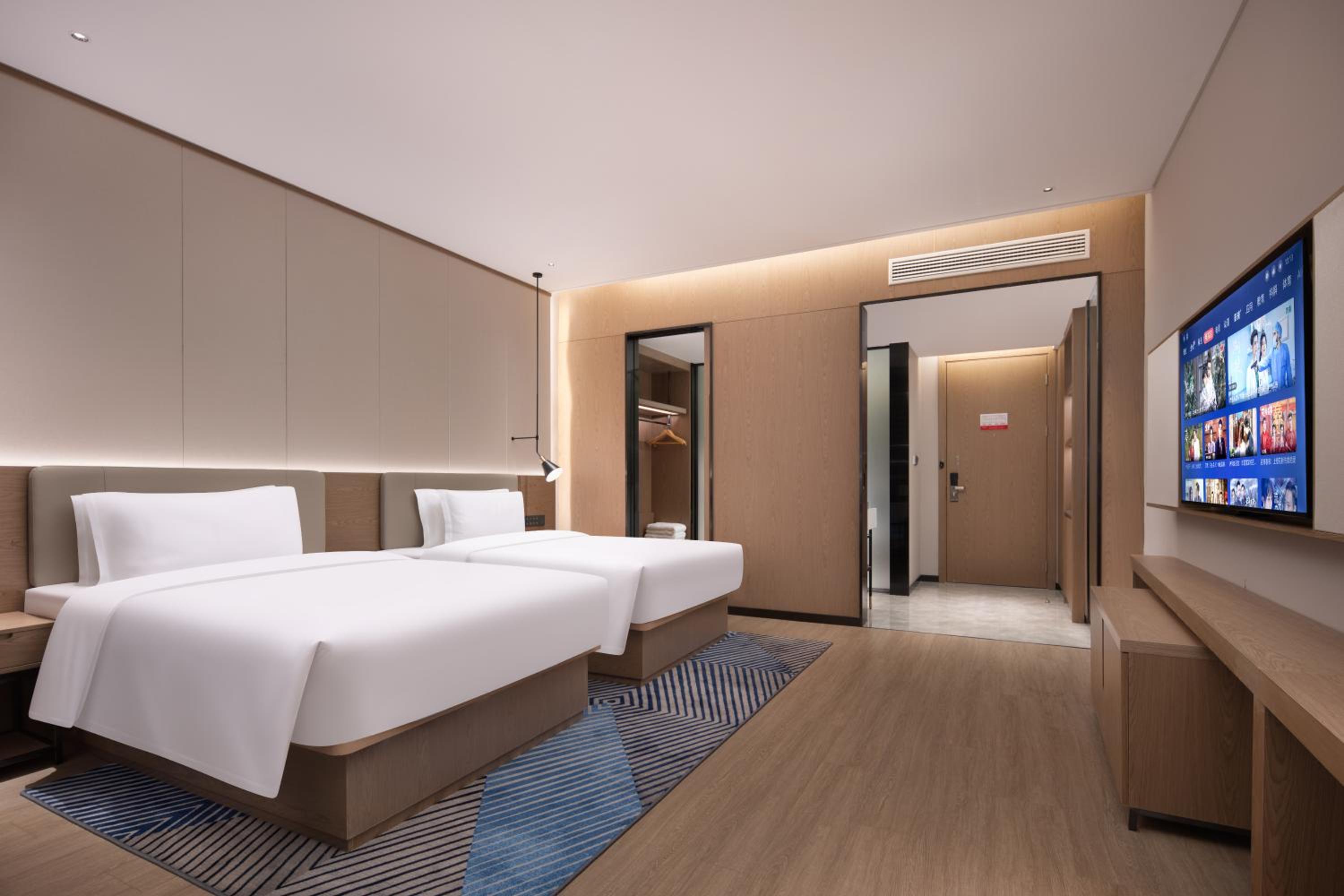 Deluxe Twin Room photo 2