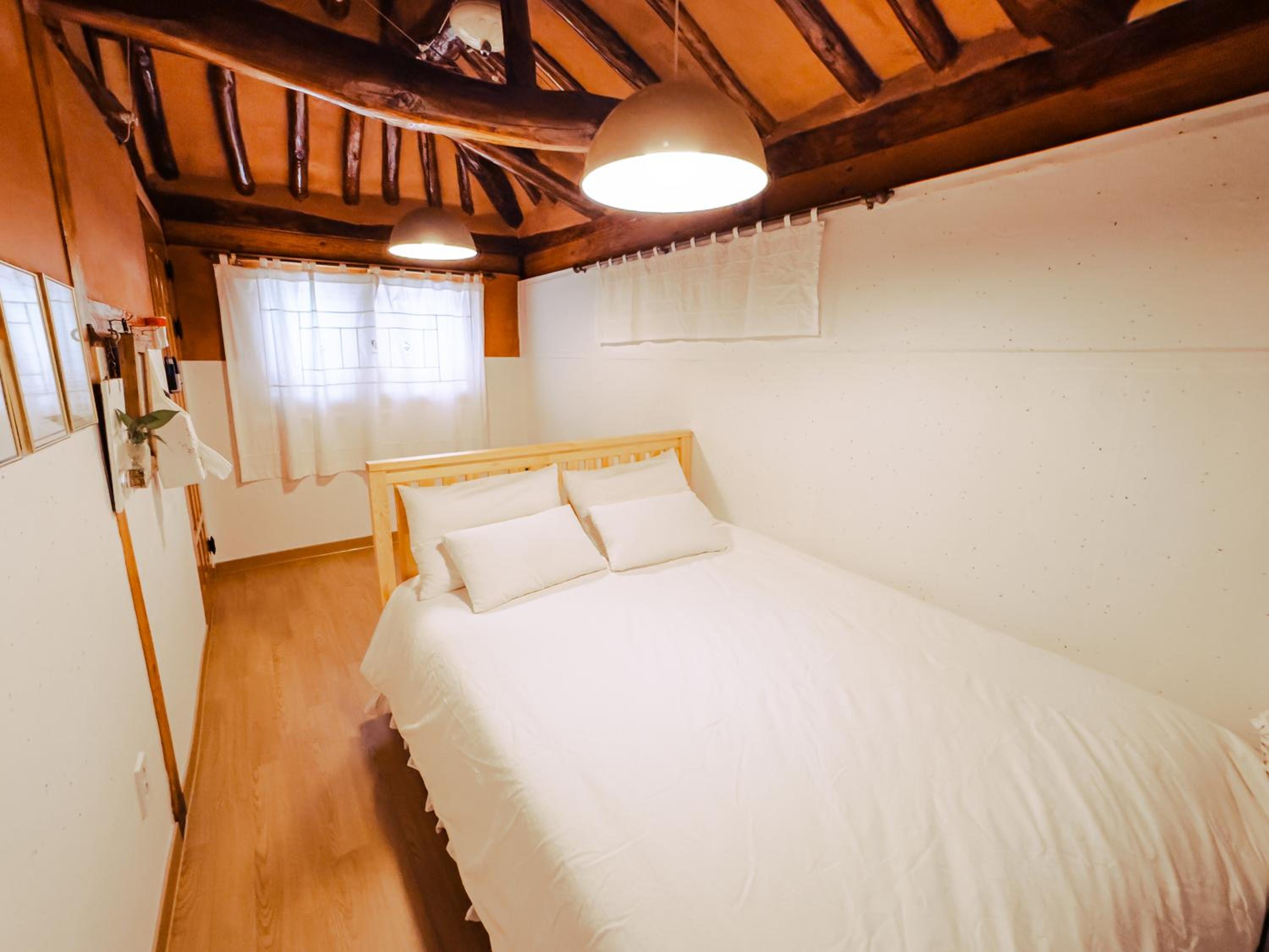 One-Bedroom House photo 3