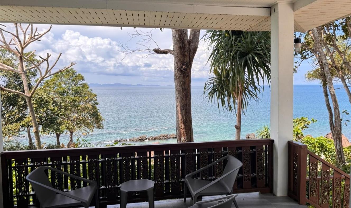 Family Room with Sea View - Photo 6