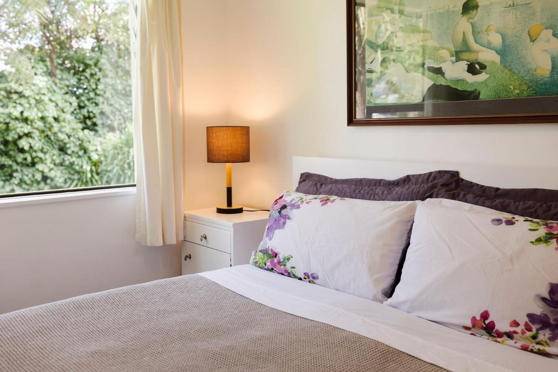 Four-Bedroom House photo 3